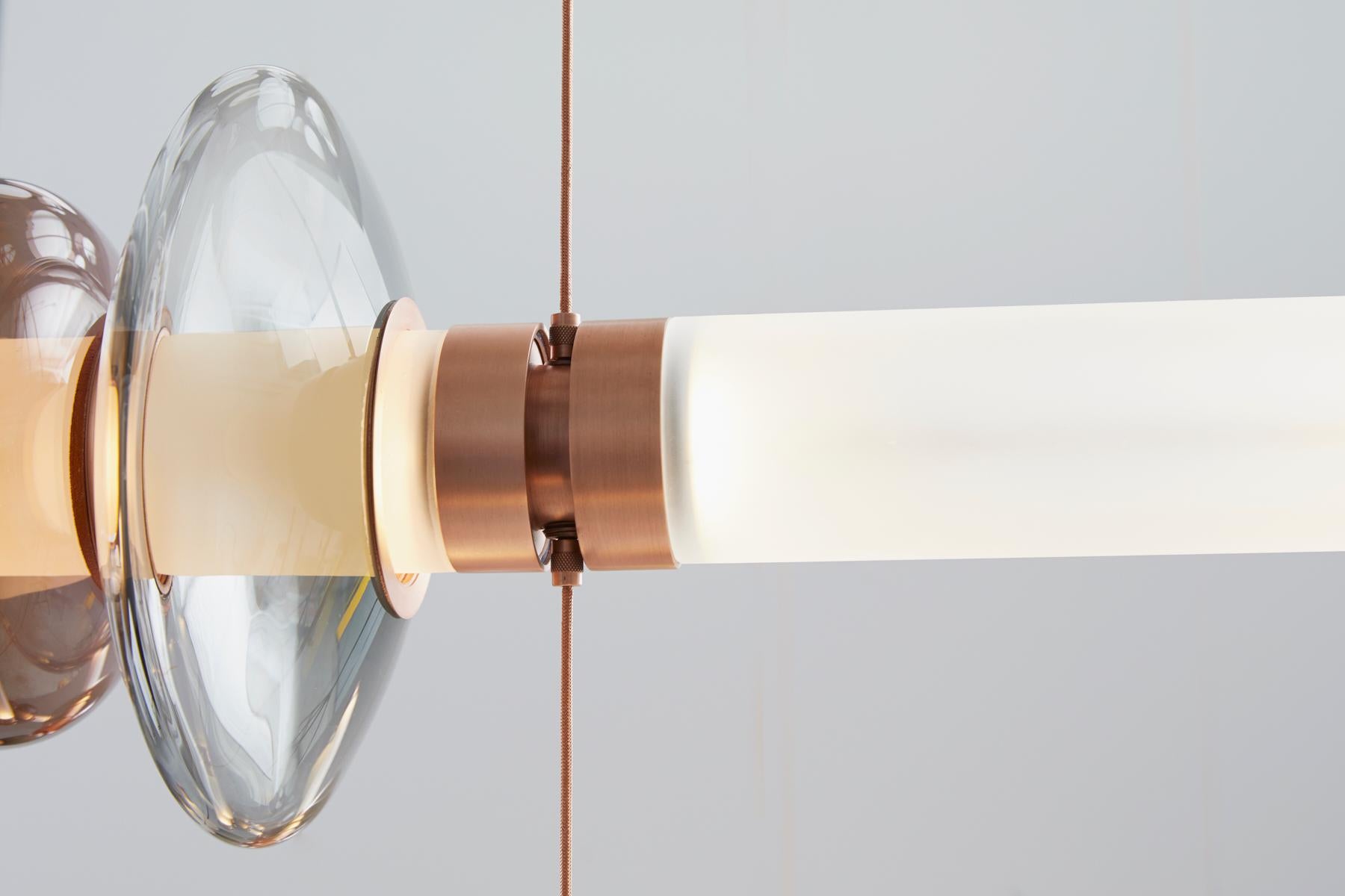 in vendita: Brown (Satin Copper) Lampadario Luna a 3 piani in vetro e metallo di Gabriel Scott 5