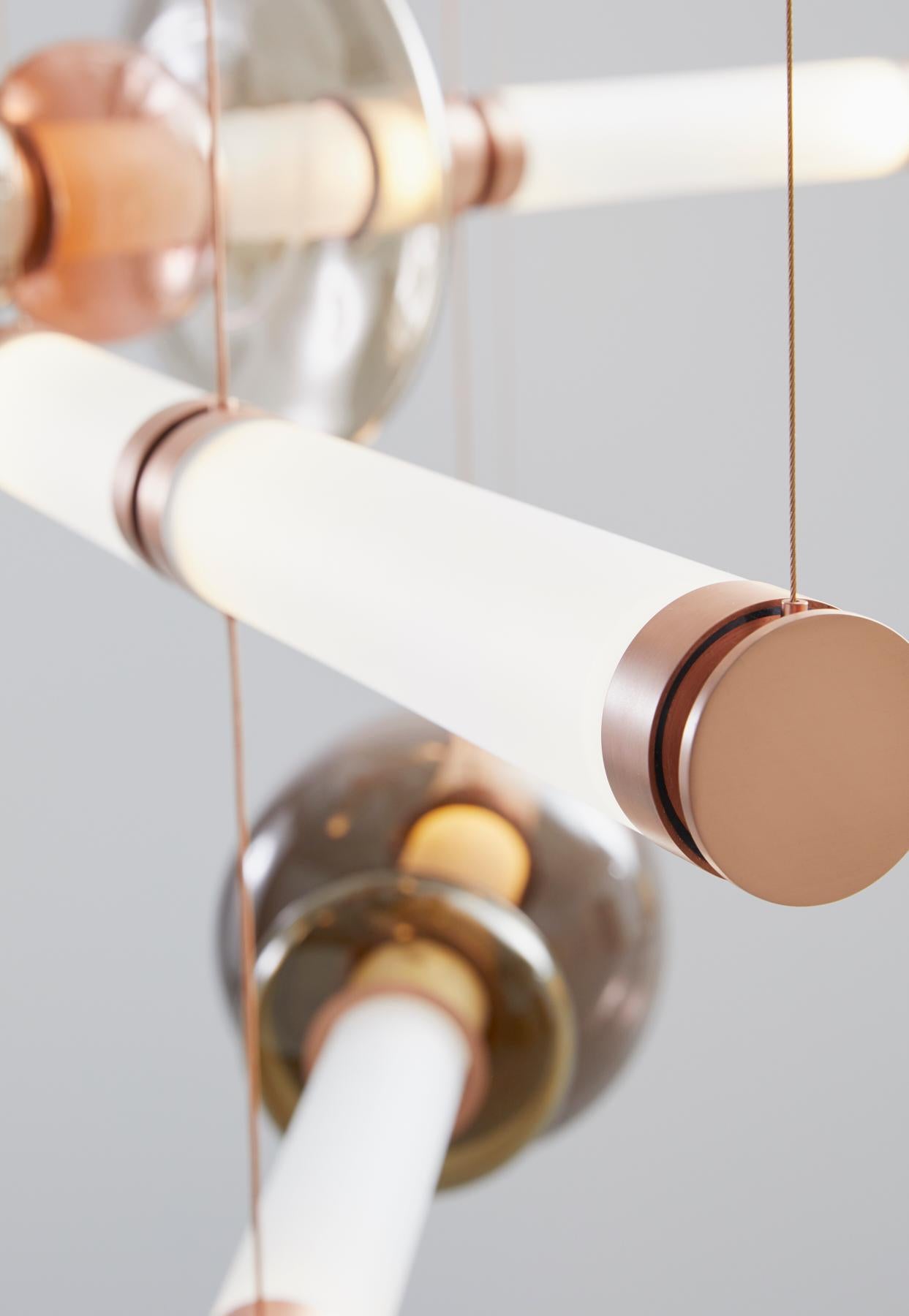 in vendita: Brown (Satin Copper) Lampadario Luna a 3 piani in vetro e metallo di Gabriel Scott 6