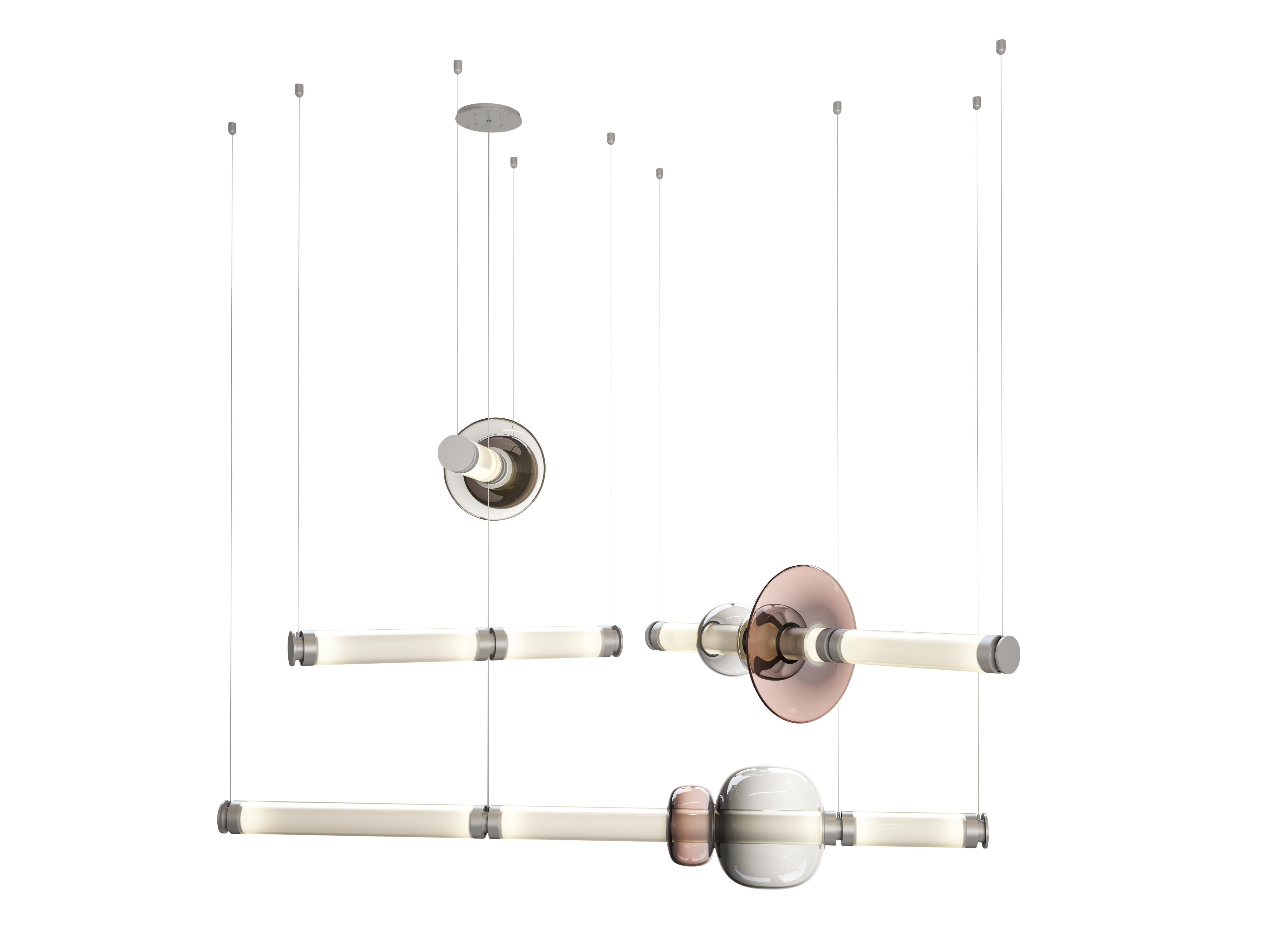 in vendita: Gray (Satin Nickel ) Lampadario Luna a 3 piani in vetro e metallo di Gabriel Scott