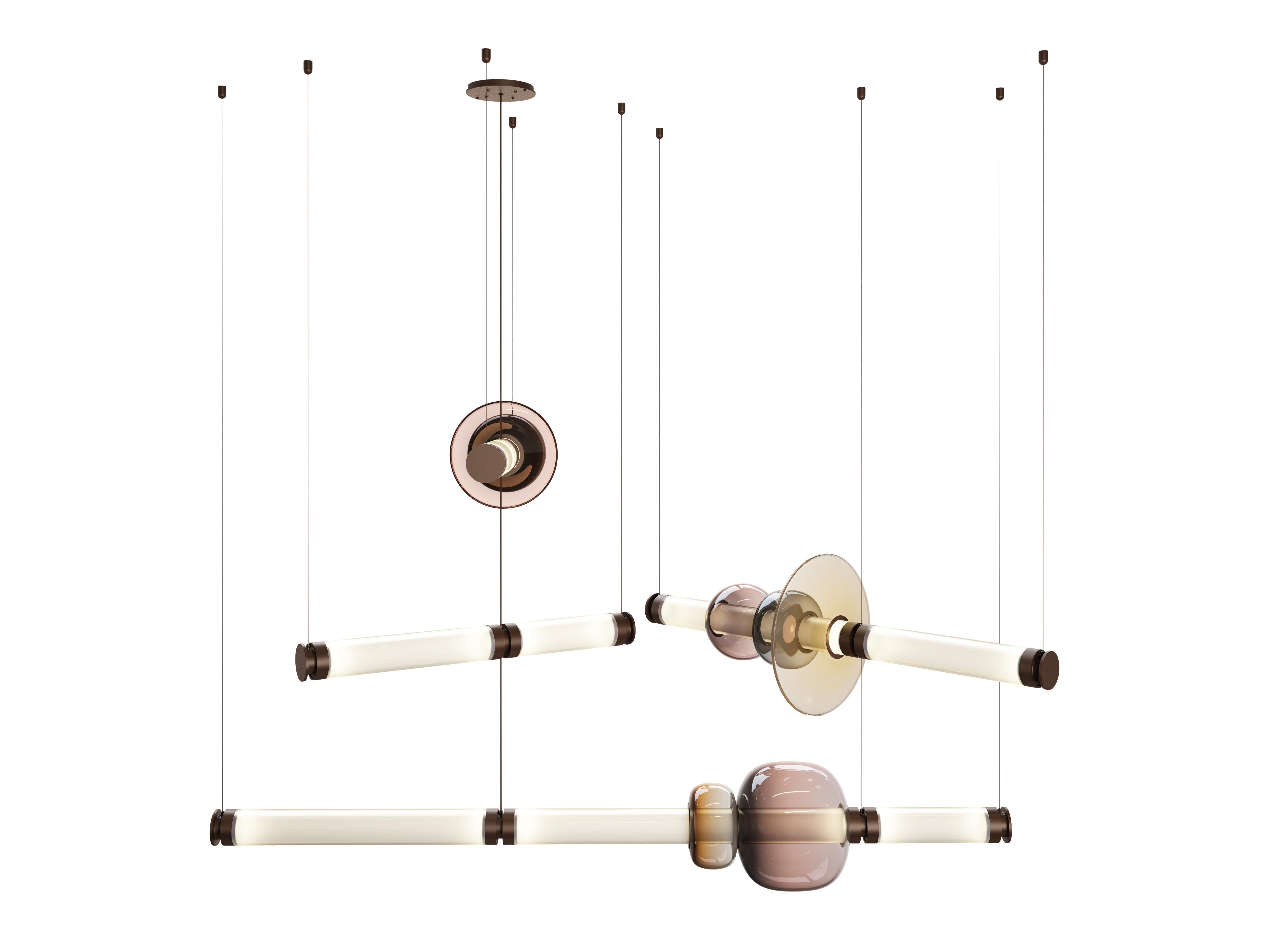 in vendita: Brown (Satin Bronze) Lampadario Luna a 3 piani in vetro e metallo di Gabriel Scott