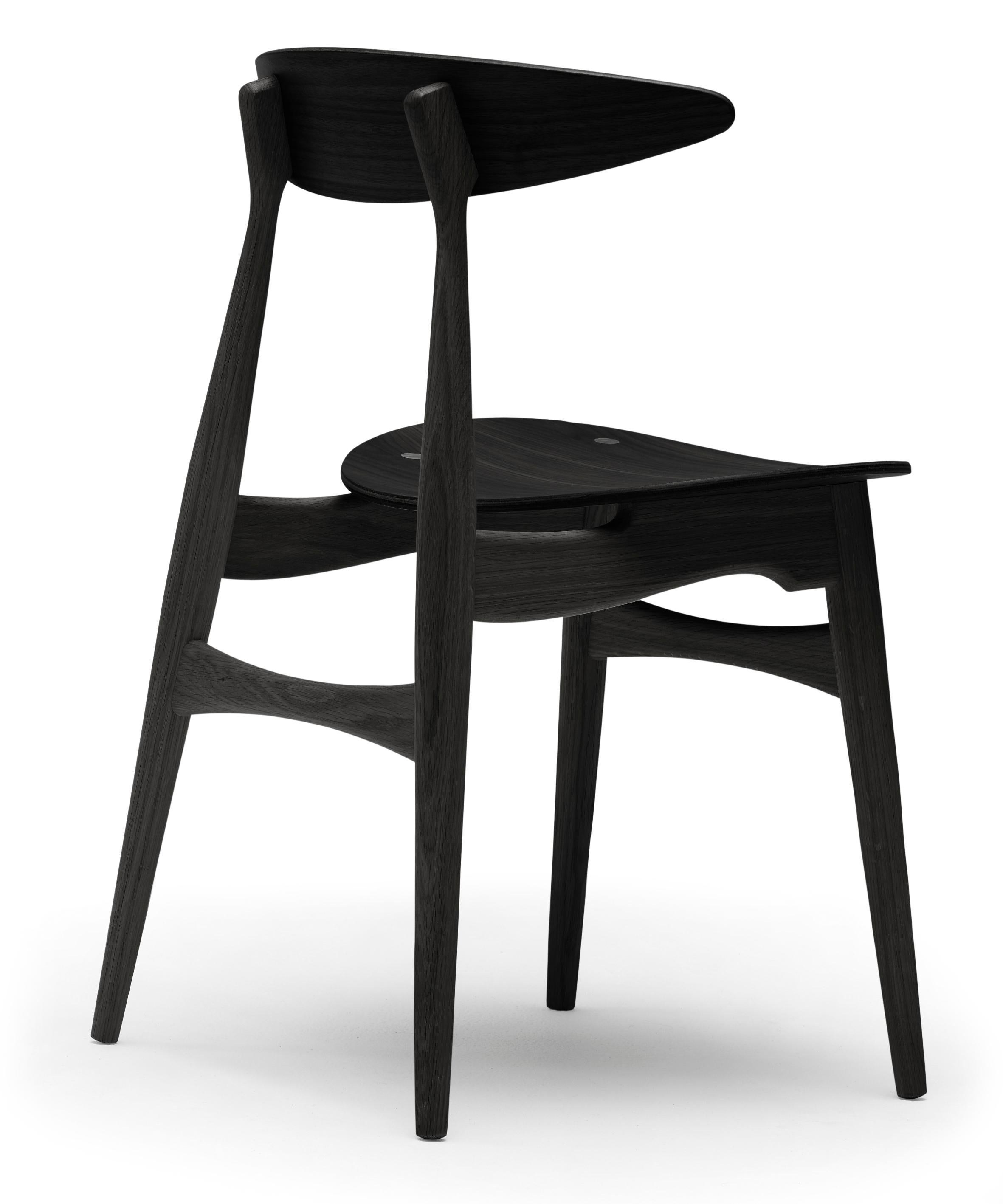 Black (Oak Painted blacks9000-N) CH33T Dining Chair in Wood by Hans J. Wegner 3