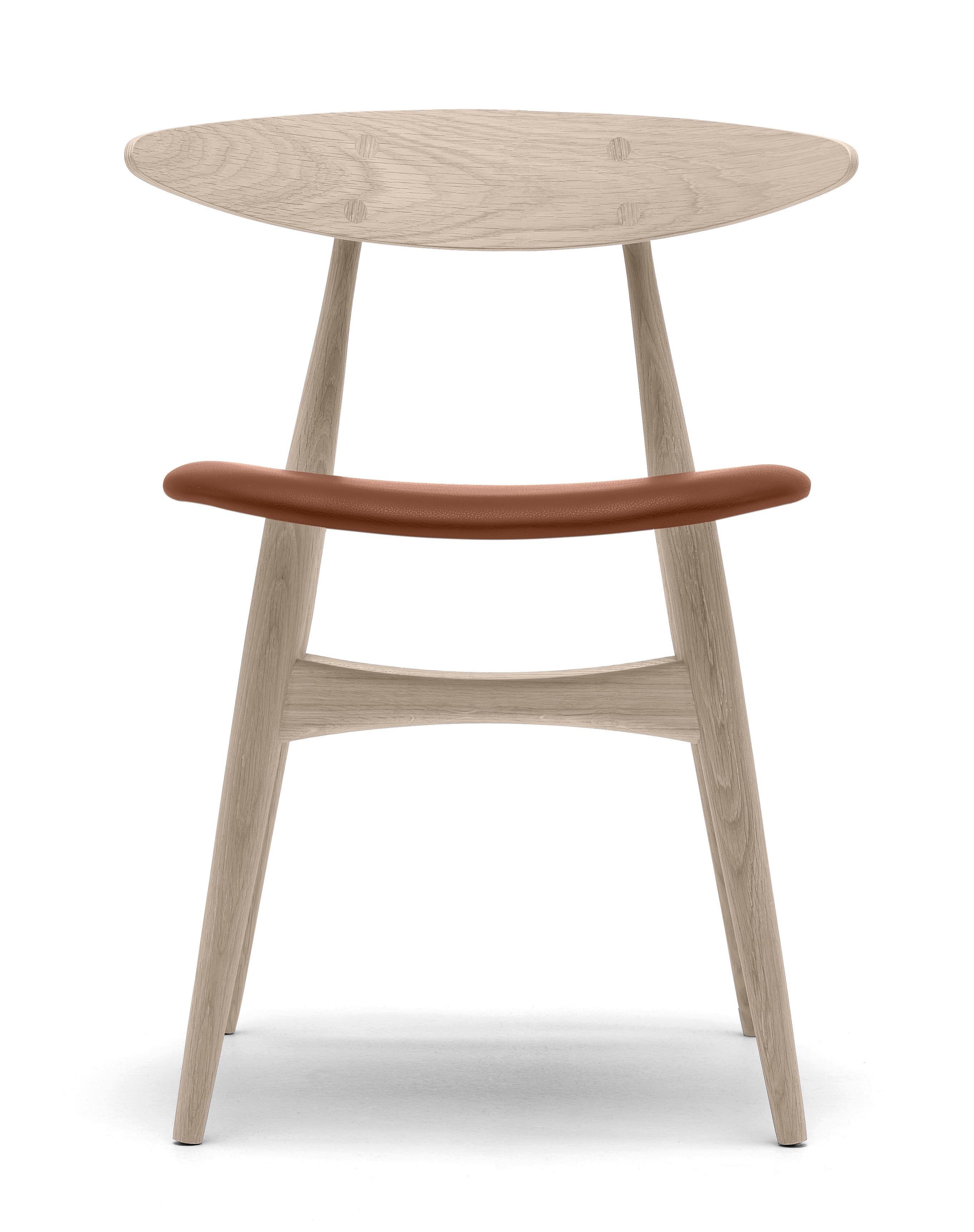 Brown (Thor 307) CH33P Dining Chair in Oak Soap by Hans J. Wegner