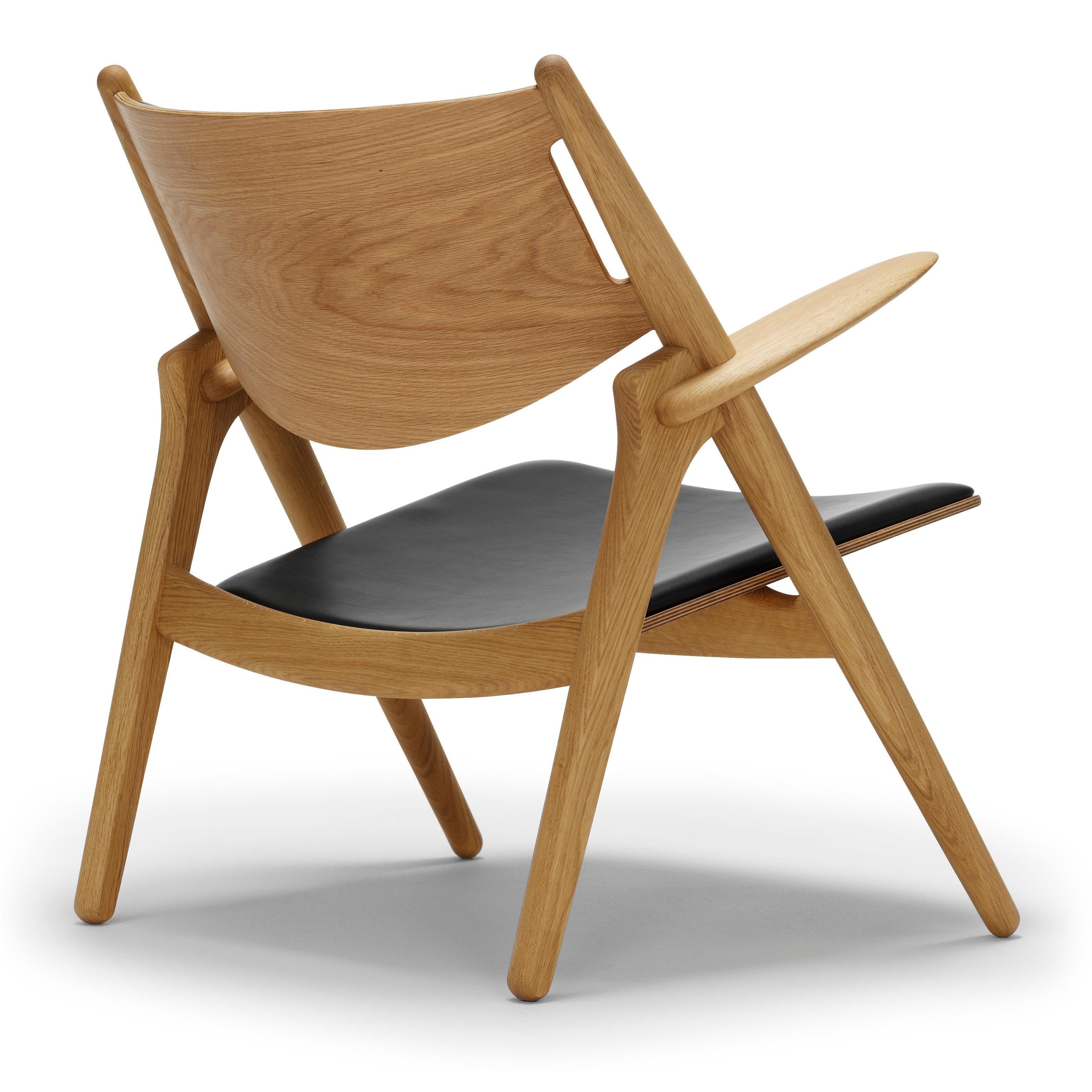 Black (Thor 301) CH28P Lounge Chair in Oiled Oak with Foam Seat by Hans J. Wegner 3