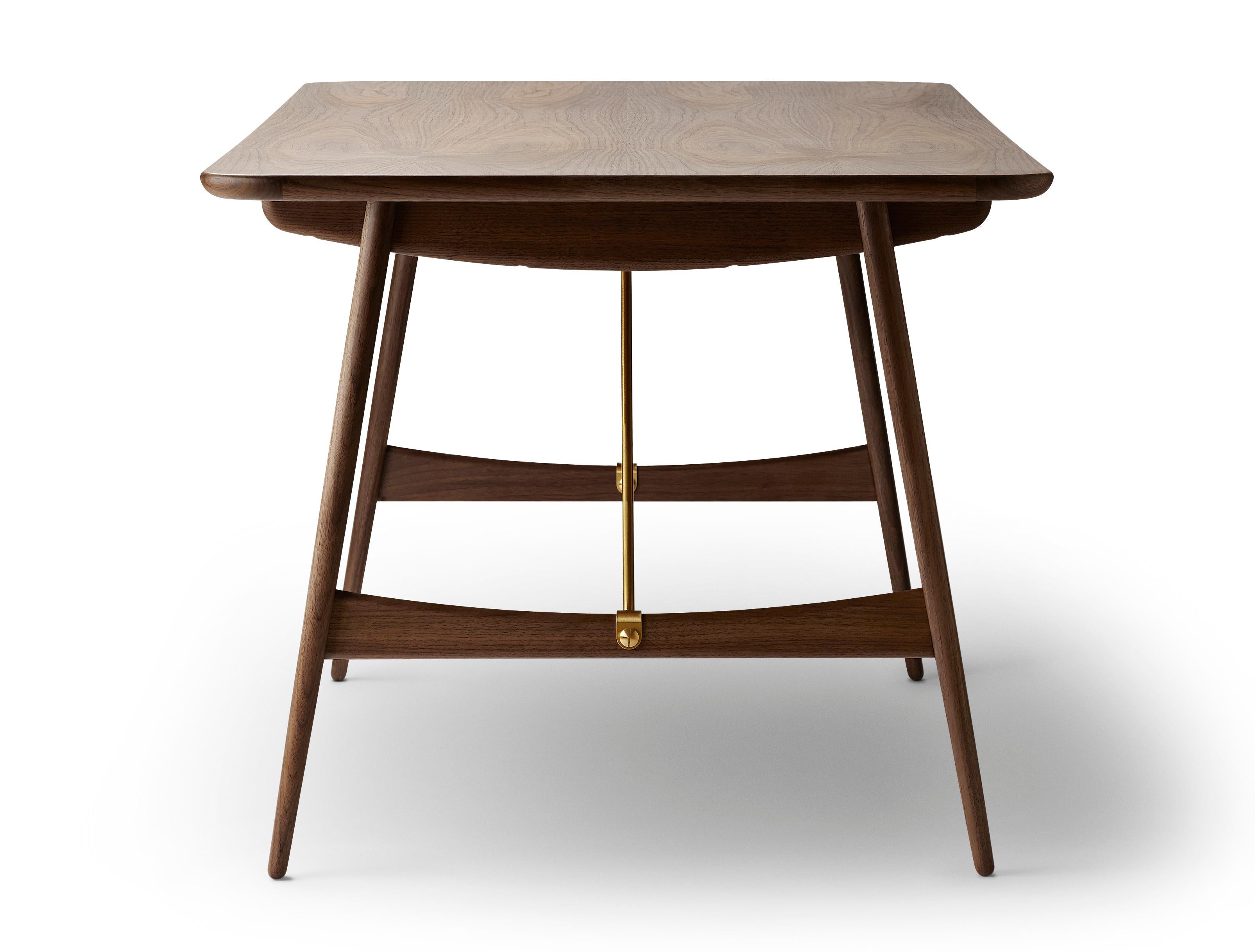 Brown (Walnut Oil) BM1160 Hunting Table in Wood with Brass Cross Bars by Børge Mogensen 2
