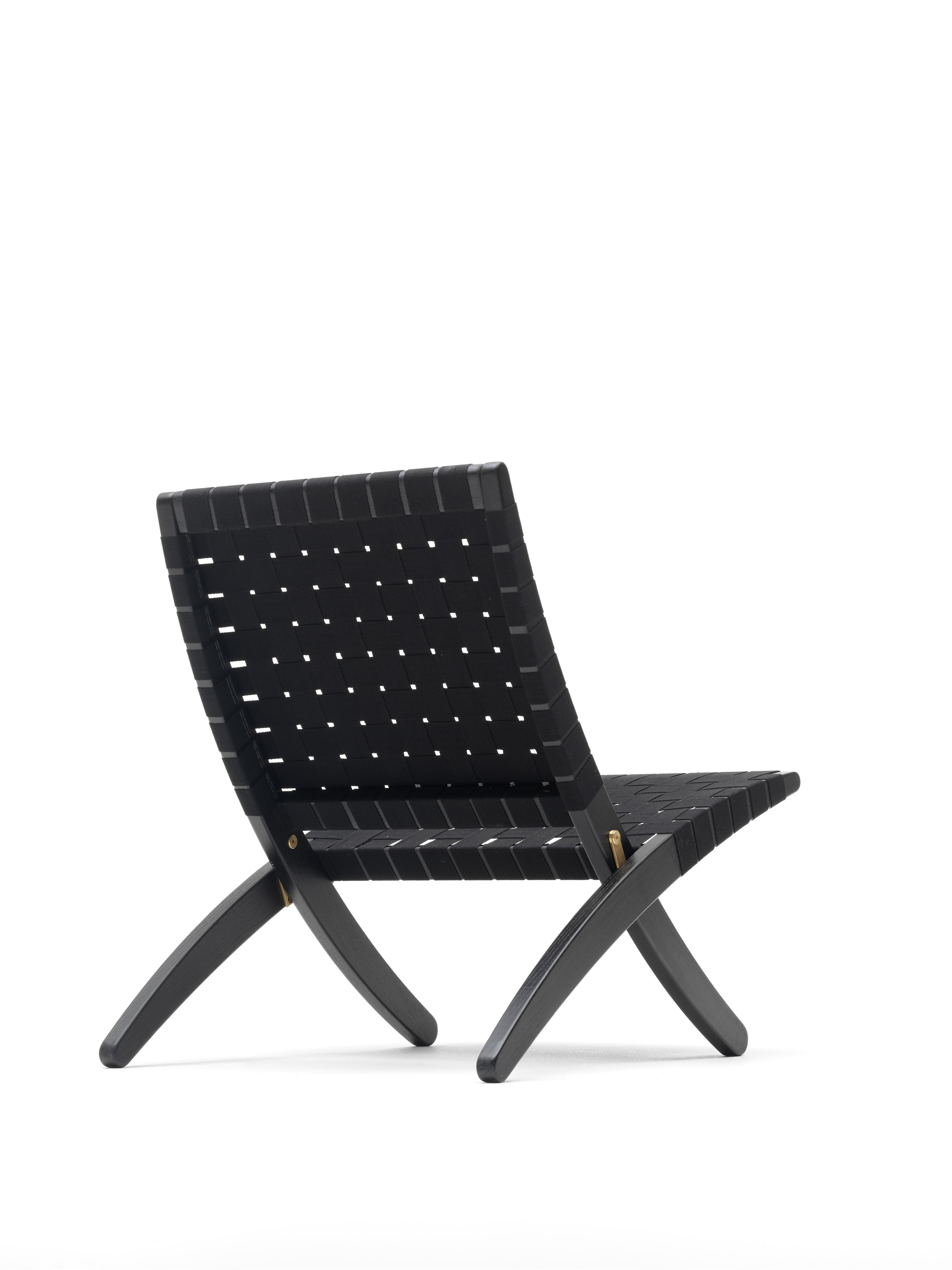 Black (Oak Painted blacks9000-N) MG501 Cuba Chair in Black Cotton Webbing by Morten Gøttler 3