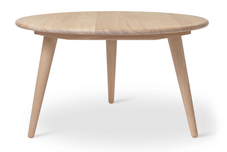 Beige (Oak White Oil) CH008 Medium Coffee Table in Wood by Hans J. Wegner 2
