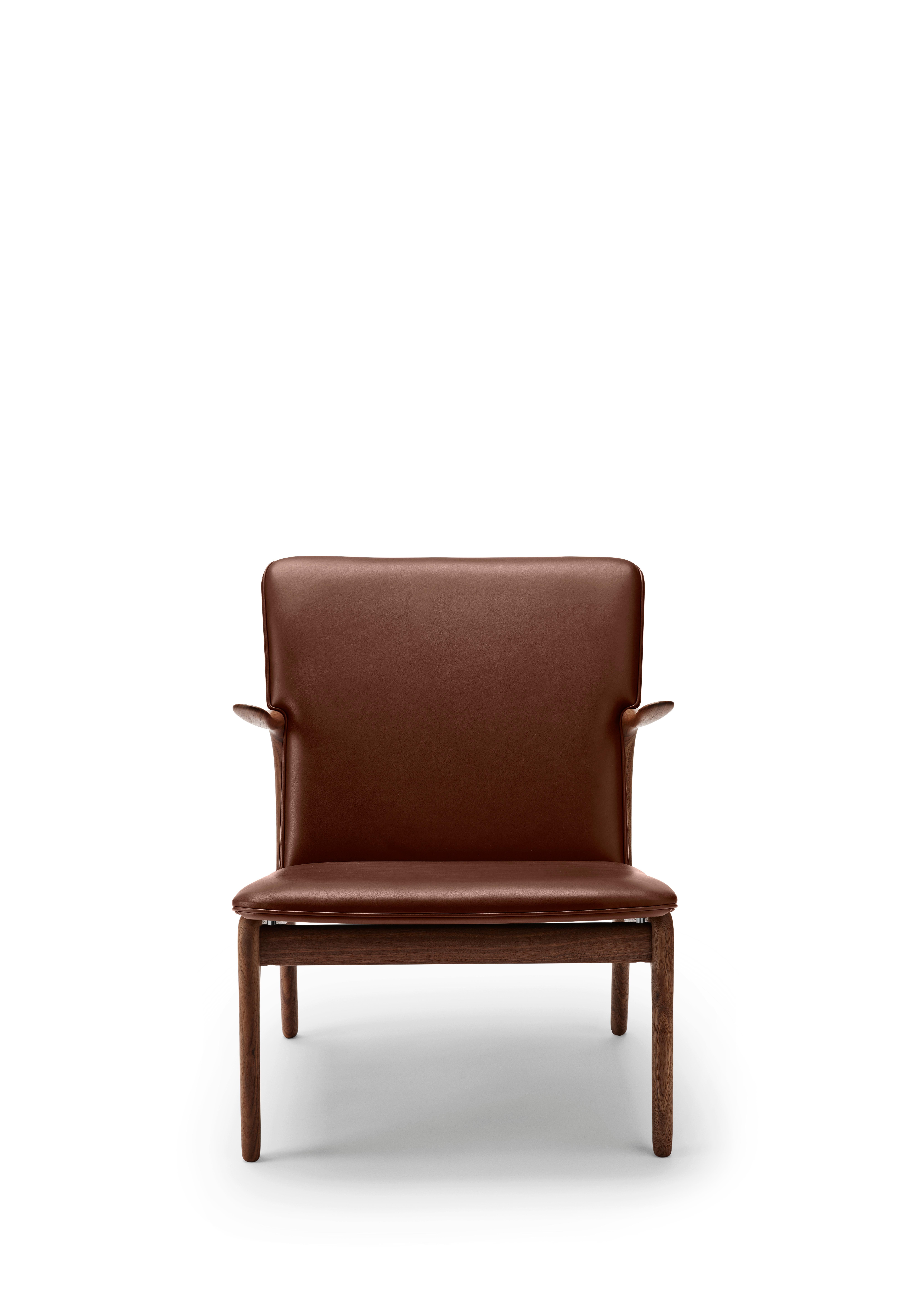 Brown (Sif 92) OW124 Beak Chair in Walnut Oil by Ole Wanscher