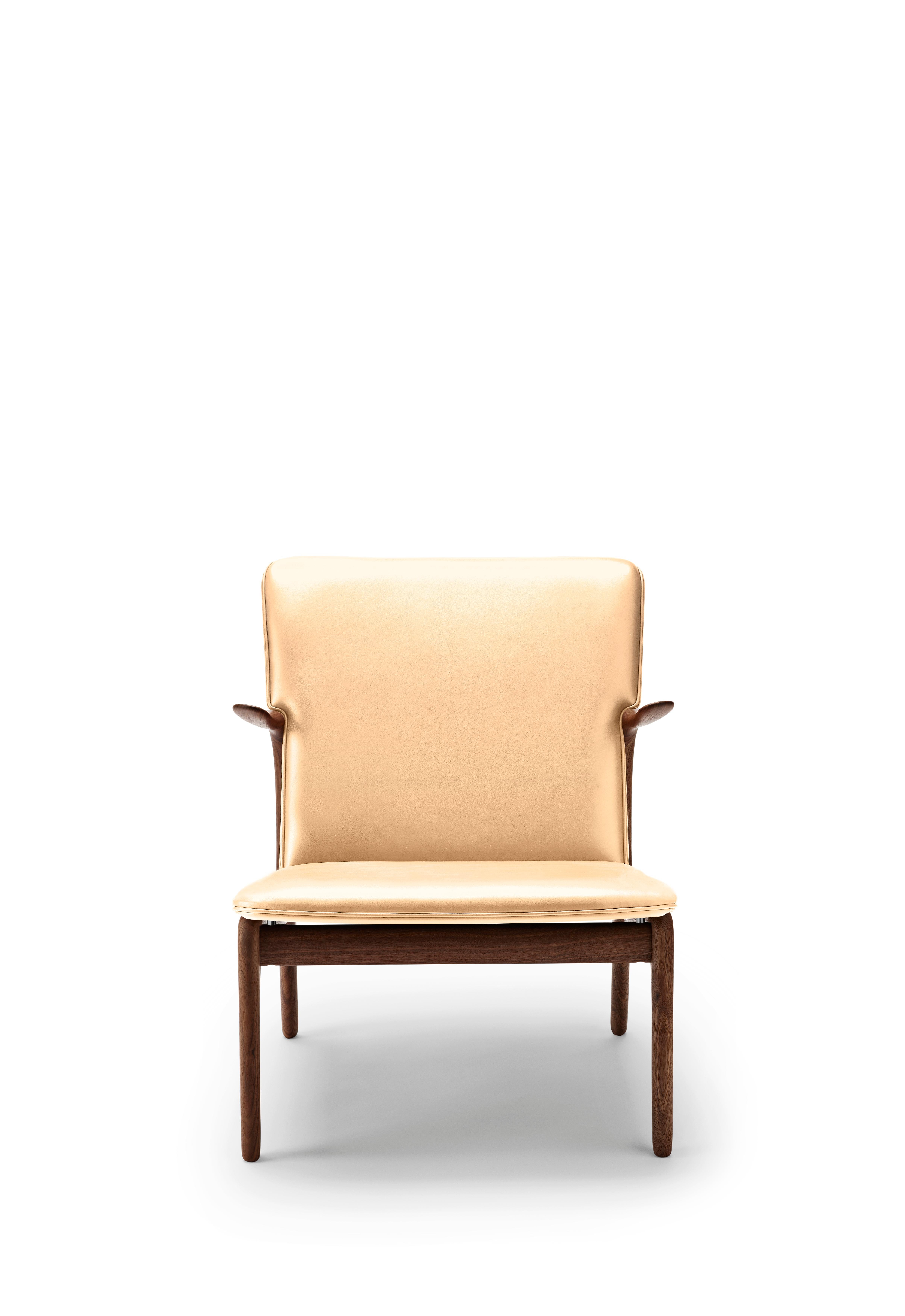 Beige (Sif 90) OW124 Beak Chair in Walnut Oil by Ole Wanscher