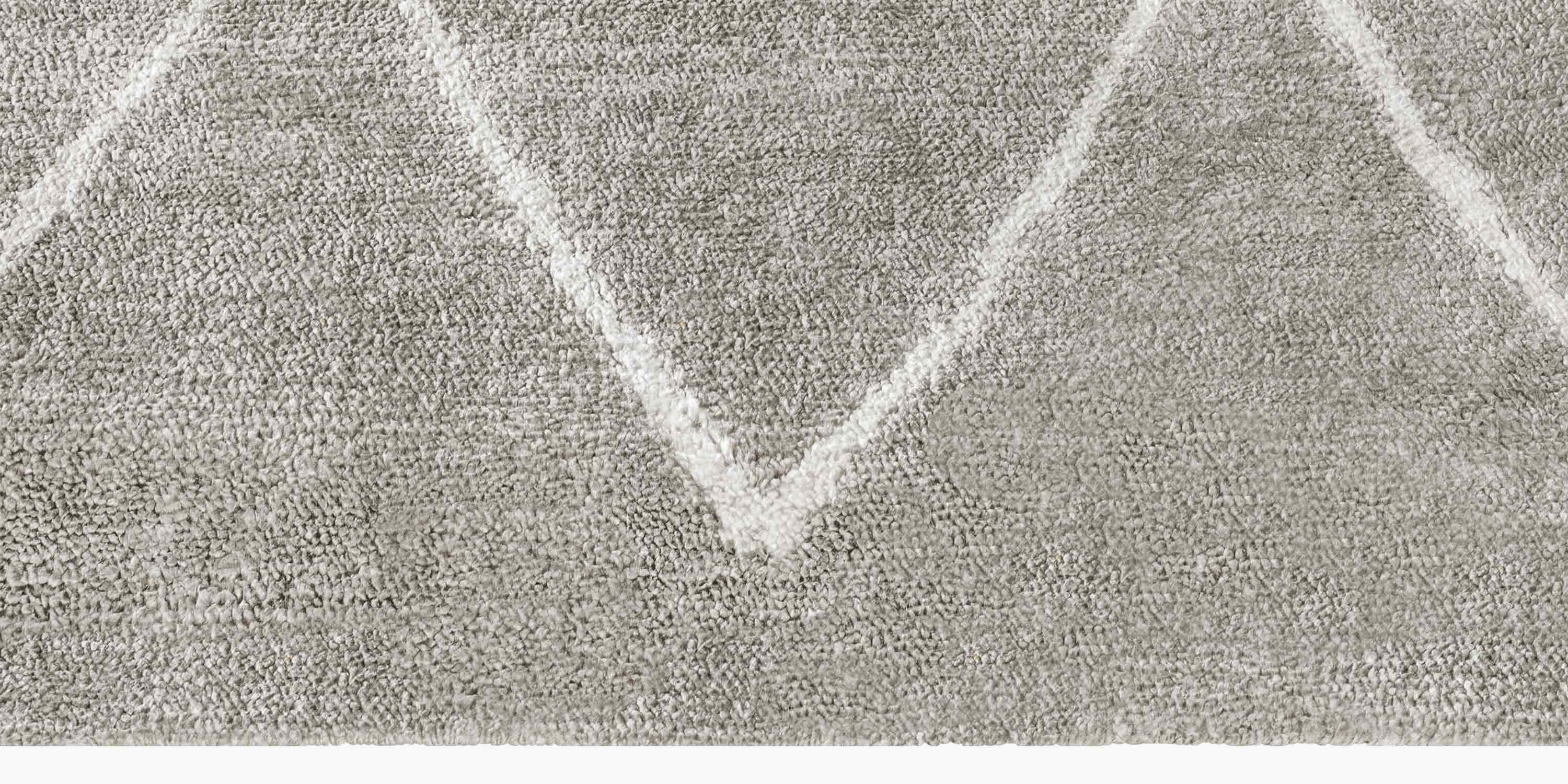 For Sale: Gray Ben Soleimani Arlequin Rug– Ultra-plush Hand-knotted Viscose Charcoal 6'x9' 3