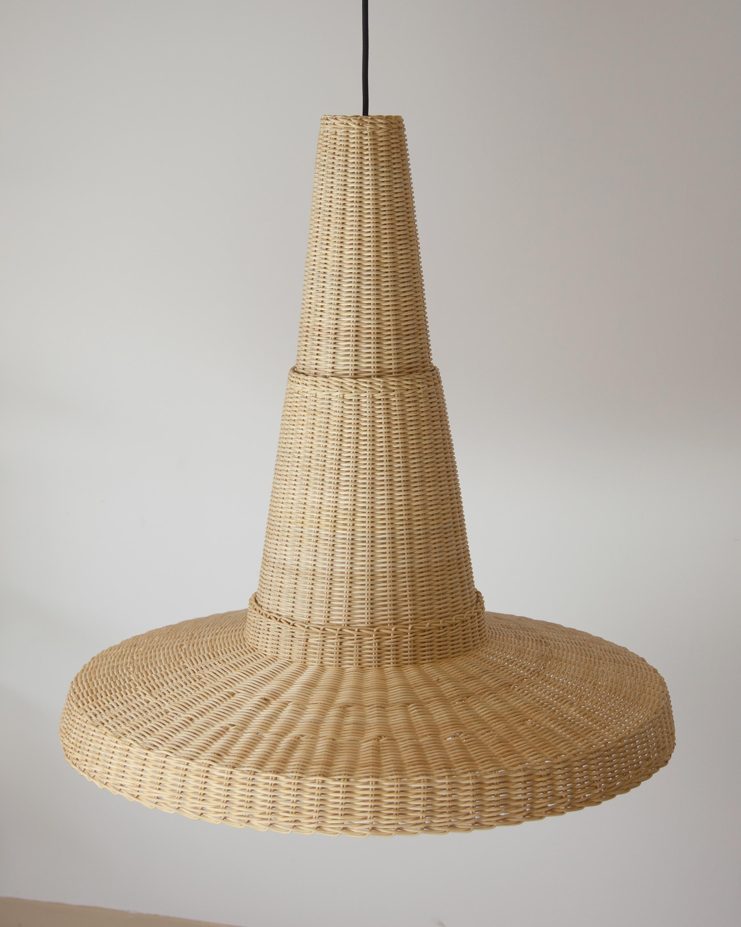 Beige (Natural) Bottega Intreccio Cocolla Pendant in Bamboo Wicker, by Maurizio Bernabei 3
