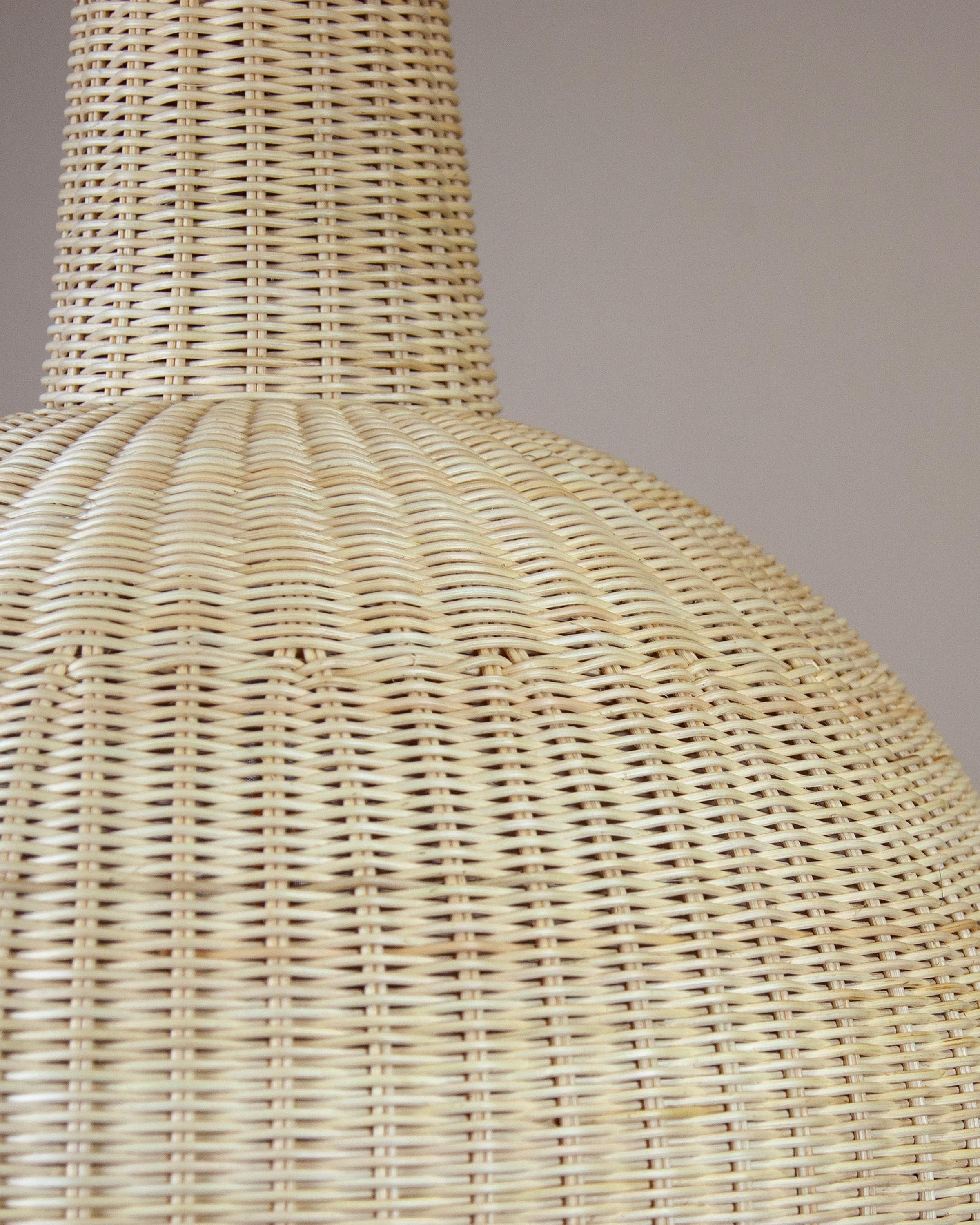 Beige (Natural) Bottega Intreccio Sfera Pendant in Bamboo Wicker, by Maurizio Bernabei 5