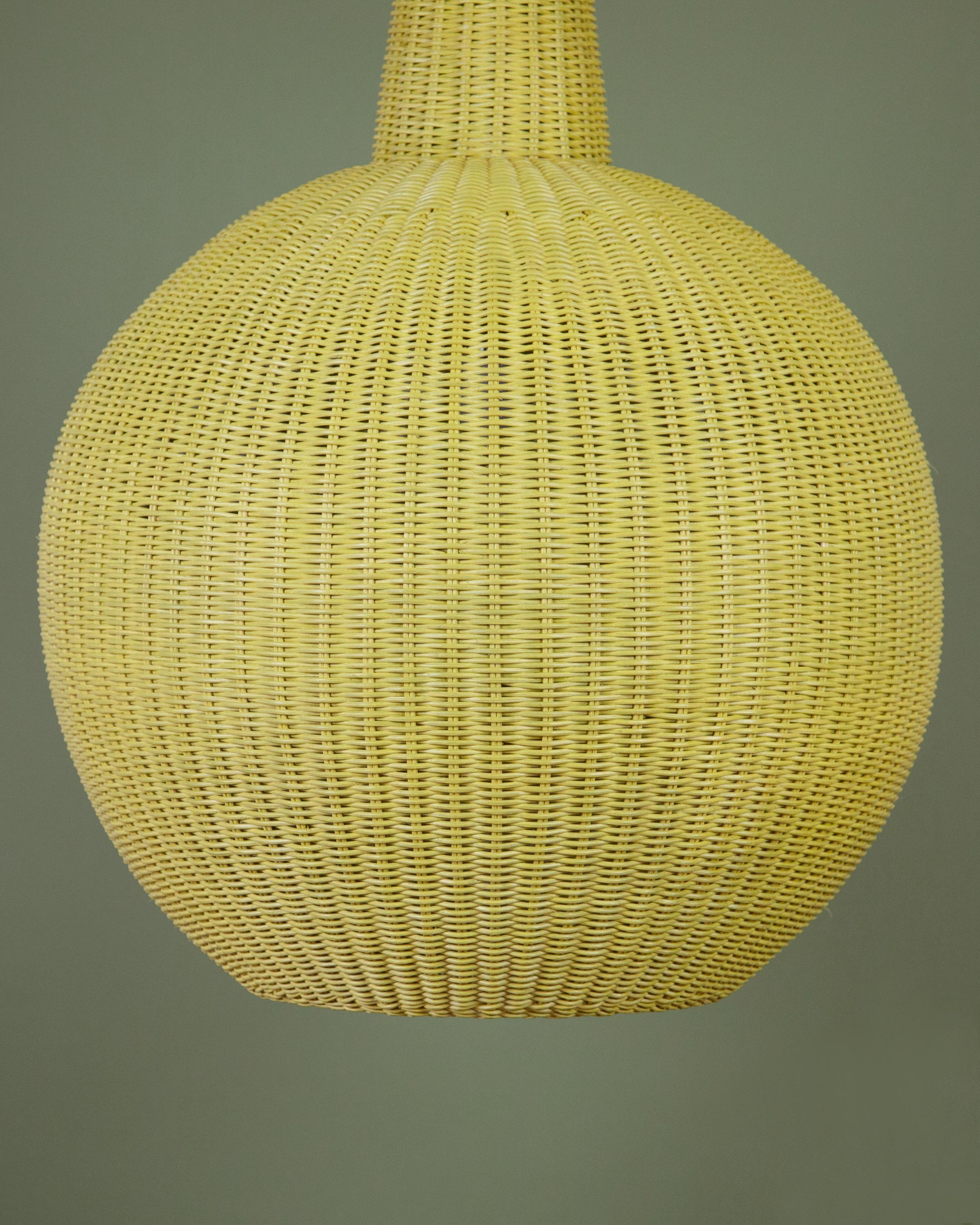 Yellow (Senape) Bottega Intreccio Sfera Pendant in Bamboo Wicker, by Maurizio Bernabei 3