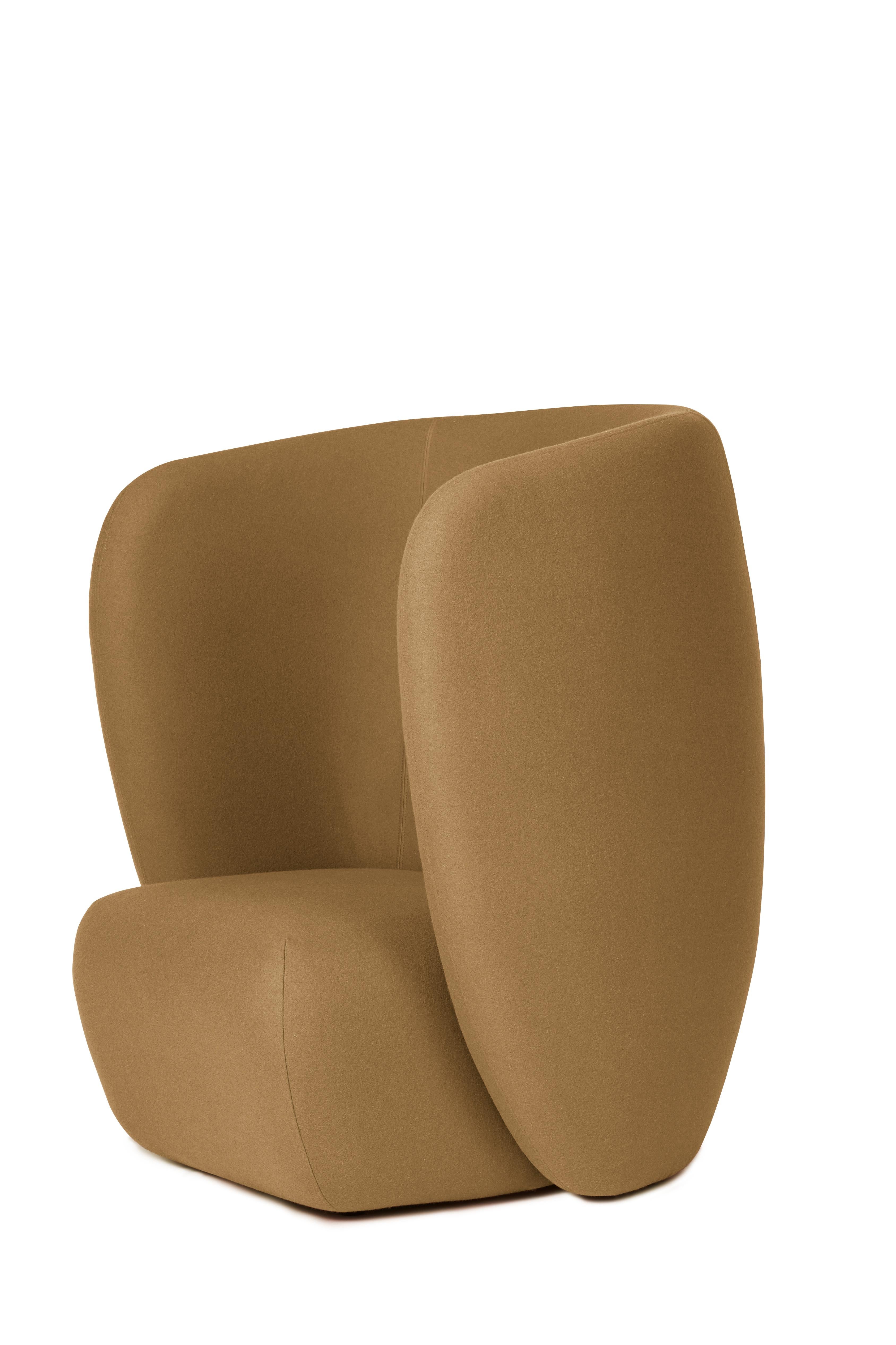 For Sale: Green (Hero 981) Haven Lounge Chair, by Charlotte Høncke from Warm Nordic 2