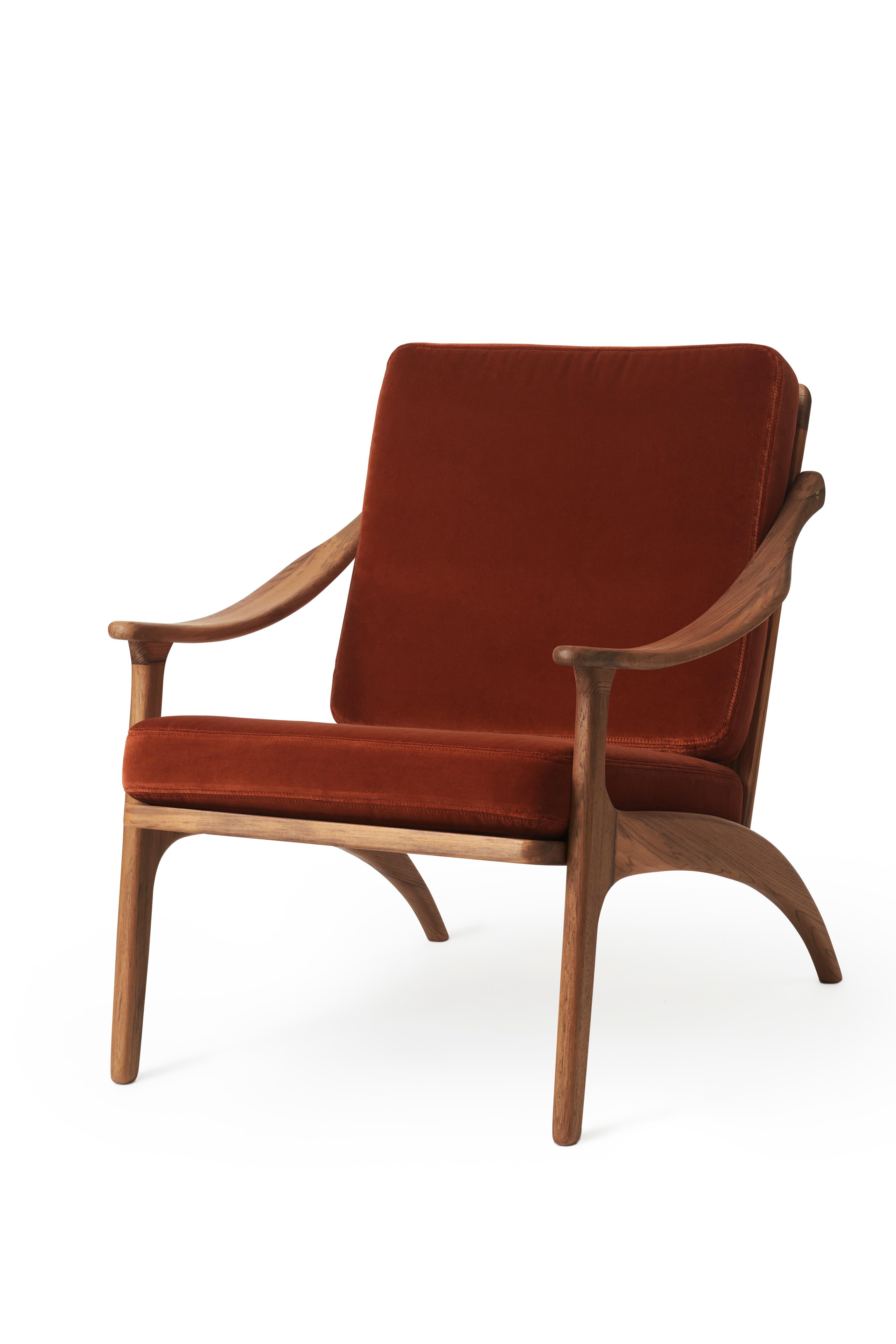 For Sale: Red (Ritz 3701) Lean Back Monochrome Lounge Chair in Teak, by Arne Hovmand-Olsen from Warm