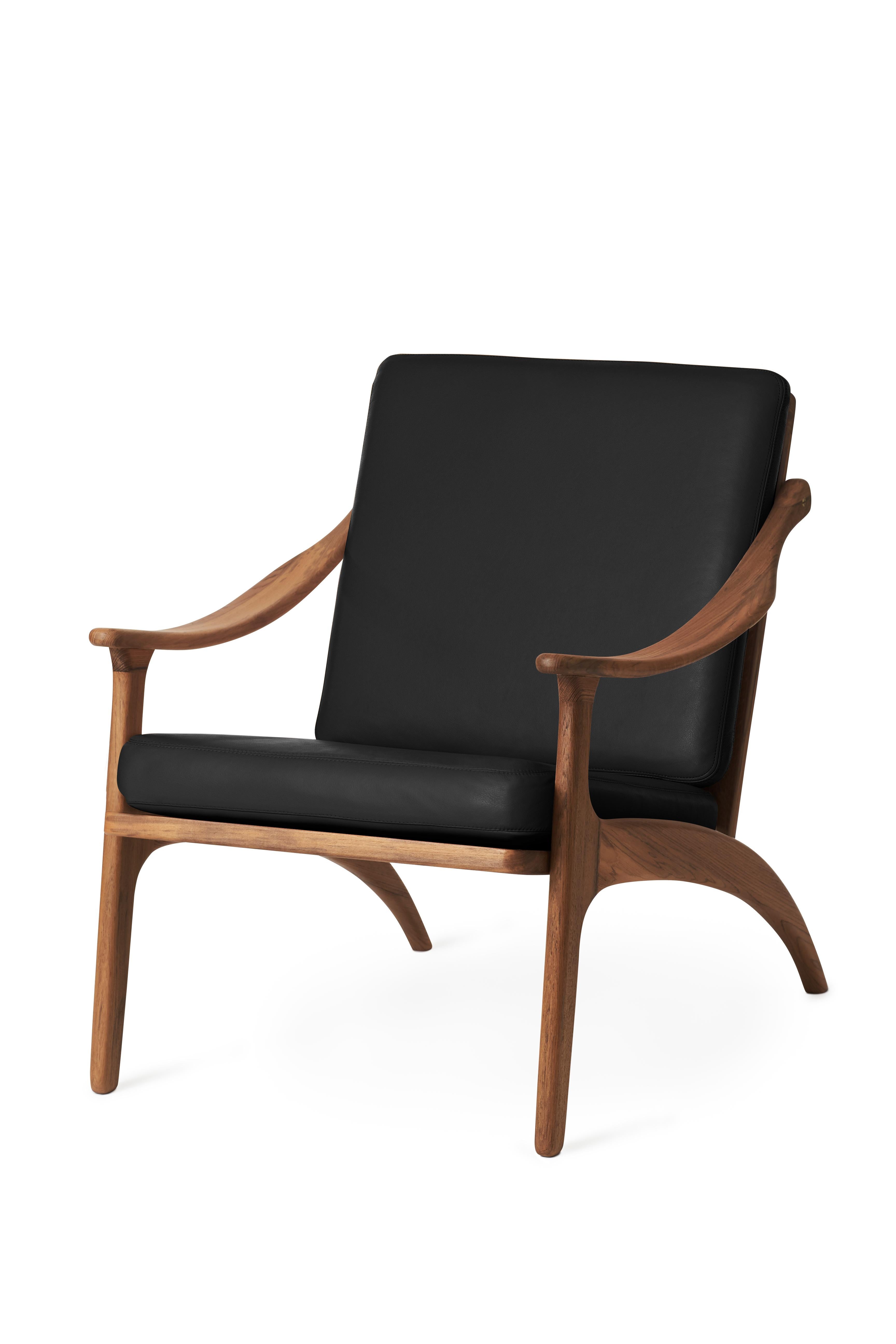 For Sale: Black (Sevilla 4001) Lean Back Monochrome Lounge Chair in Teak, by Arne Hovmand-Olsen from Warm