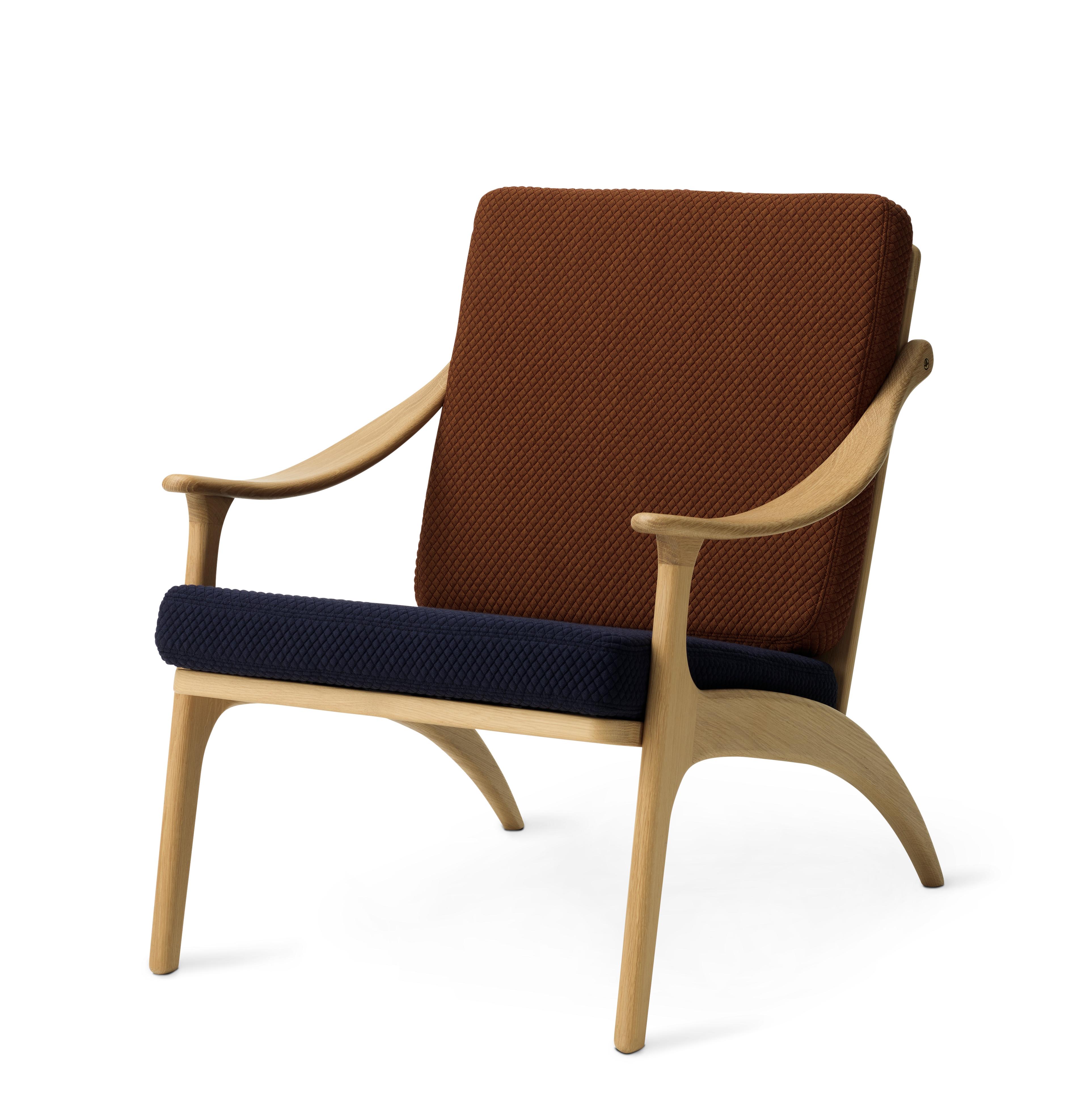 For Sale: Blue (Mosaic 692,472) Lean Back Two-Tone Lounge Chair in Oak, by Arne Hovmand-Olsen from Warm Nordic