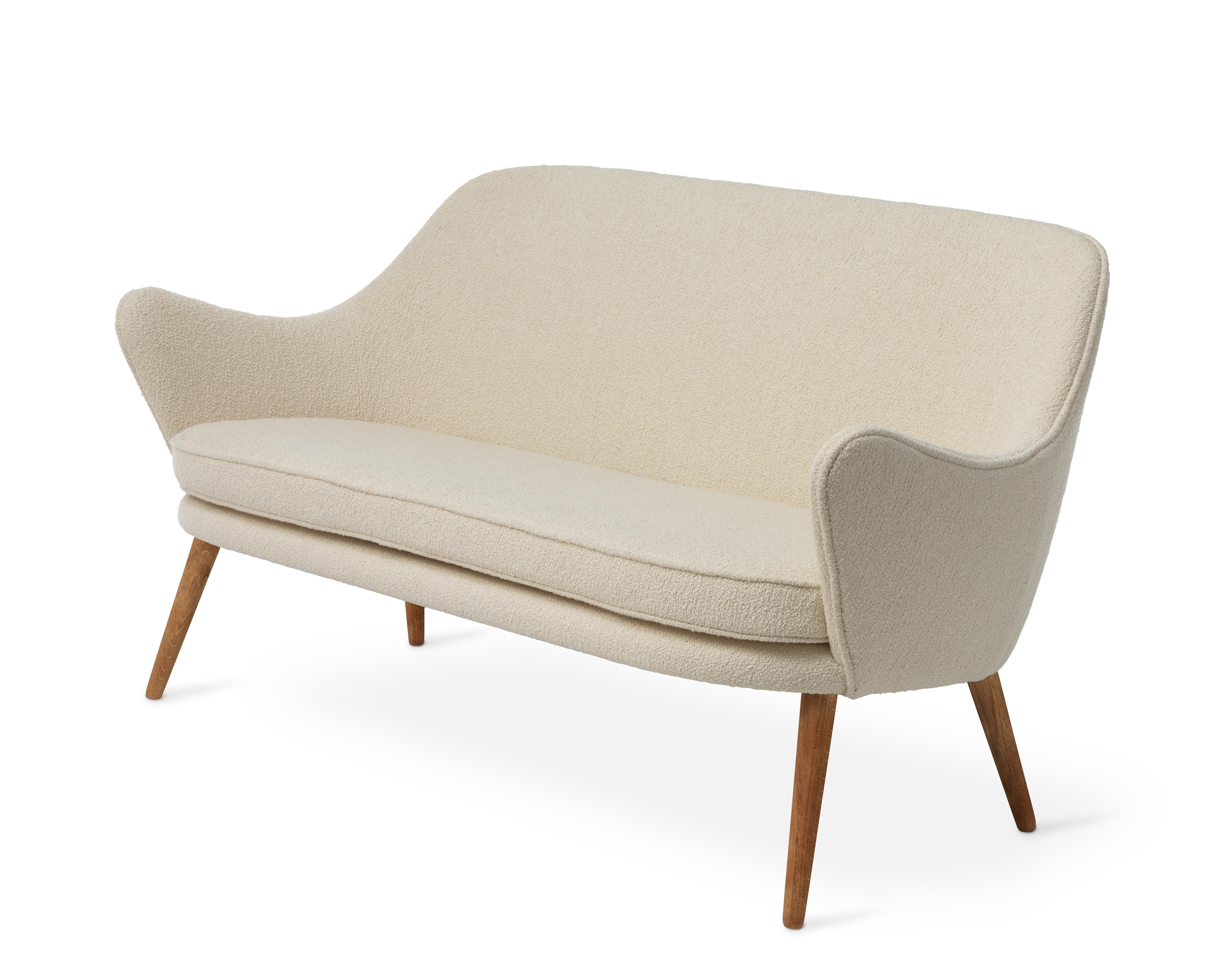Im Angebot: Dwell 2-Sitz-Sofa, von Hans Olsen aus Warm Nordic, White (Barnum24) 2