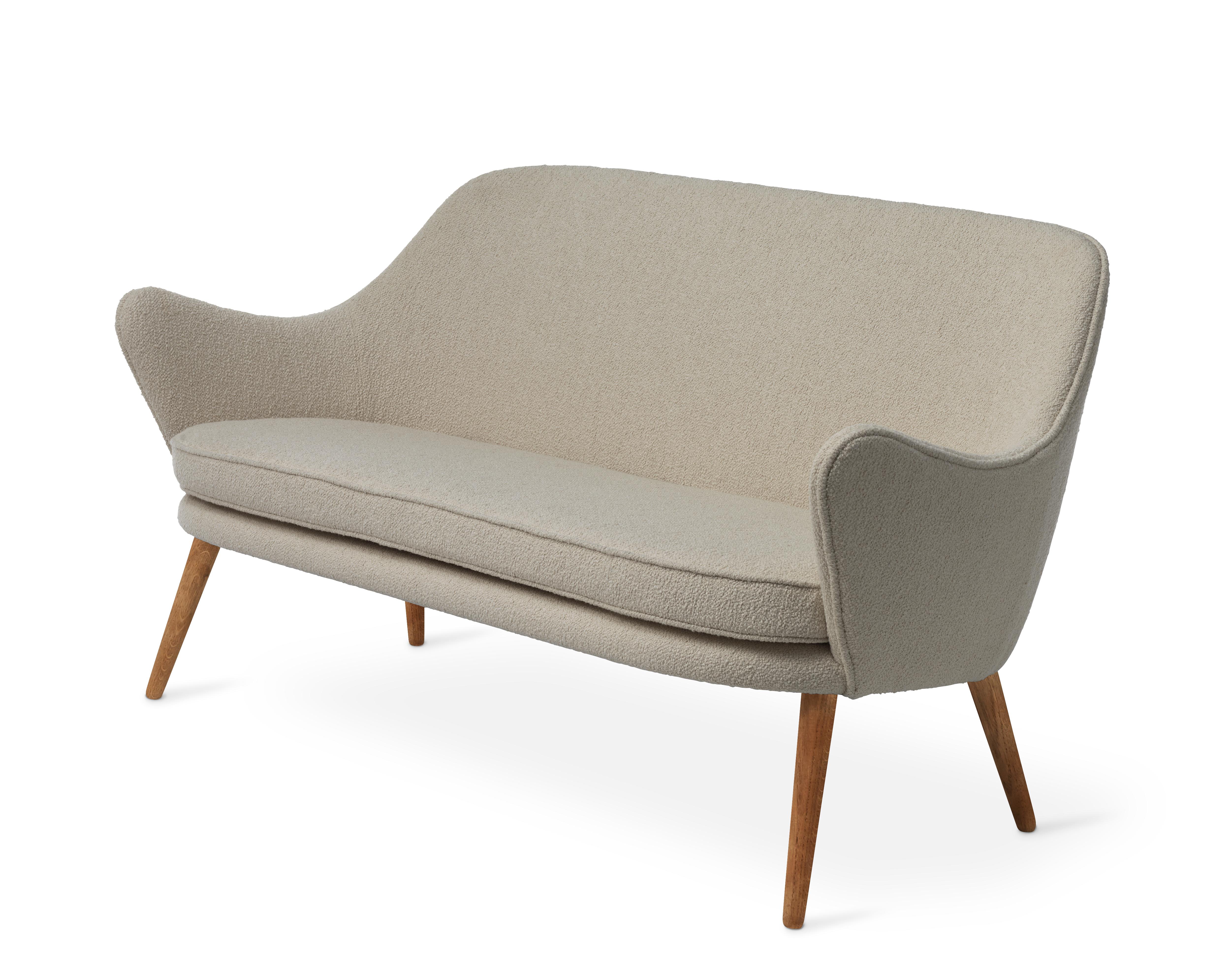 Im Angebot: Dwell 2-Sitz-Sofa, von Hans Olsen aus Warm Nordic, Pink (Hero 511) 2