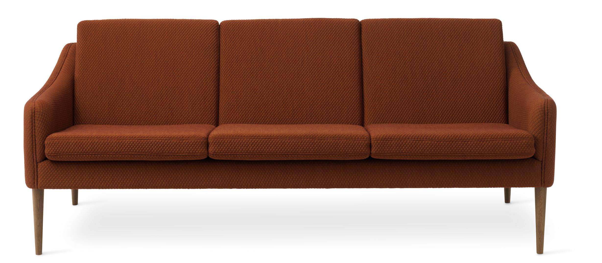 En venta: Sofá de 3 plazas Mr. Olsen con patas de roble ahumado, de Hans Olsen from Warm Nordic Brown (Mosaic 472)