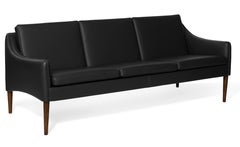 Mr. Olsen 3-Sitz-Sofa mit Beinen aus Walnussholz, von Hans Olsen aus Warm Nordic