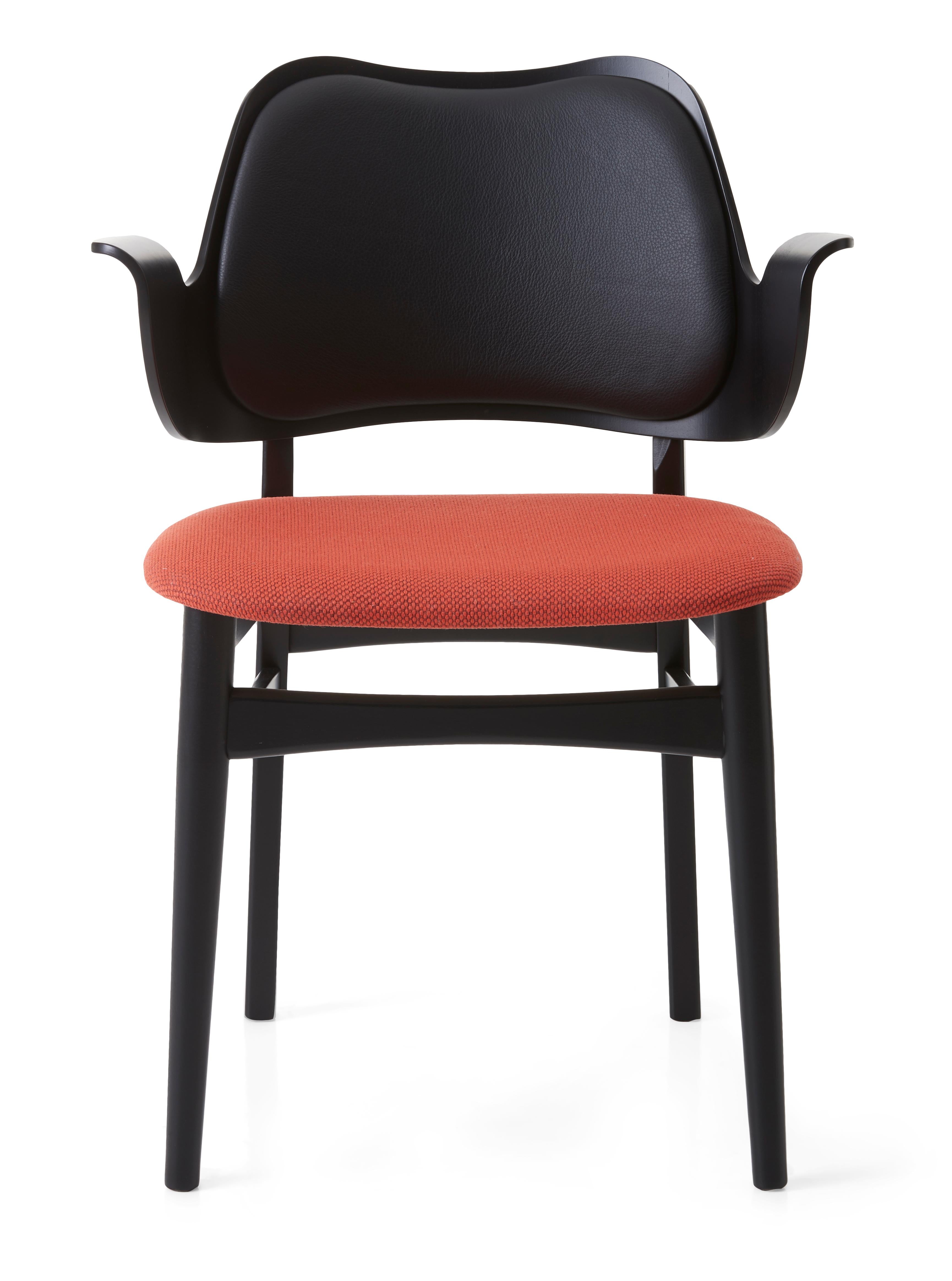 For Sale: Red (Pres207,Merit037) Gesture Two-Tone Fully Upholstered Chair in Black, by Hans Olsen for Warm Nordic