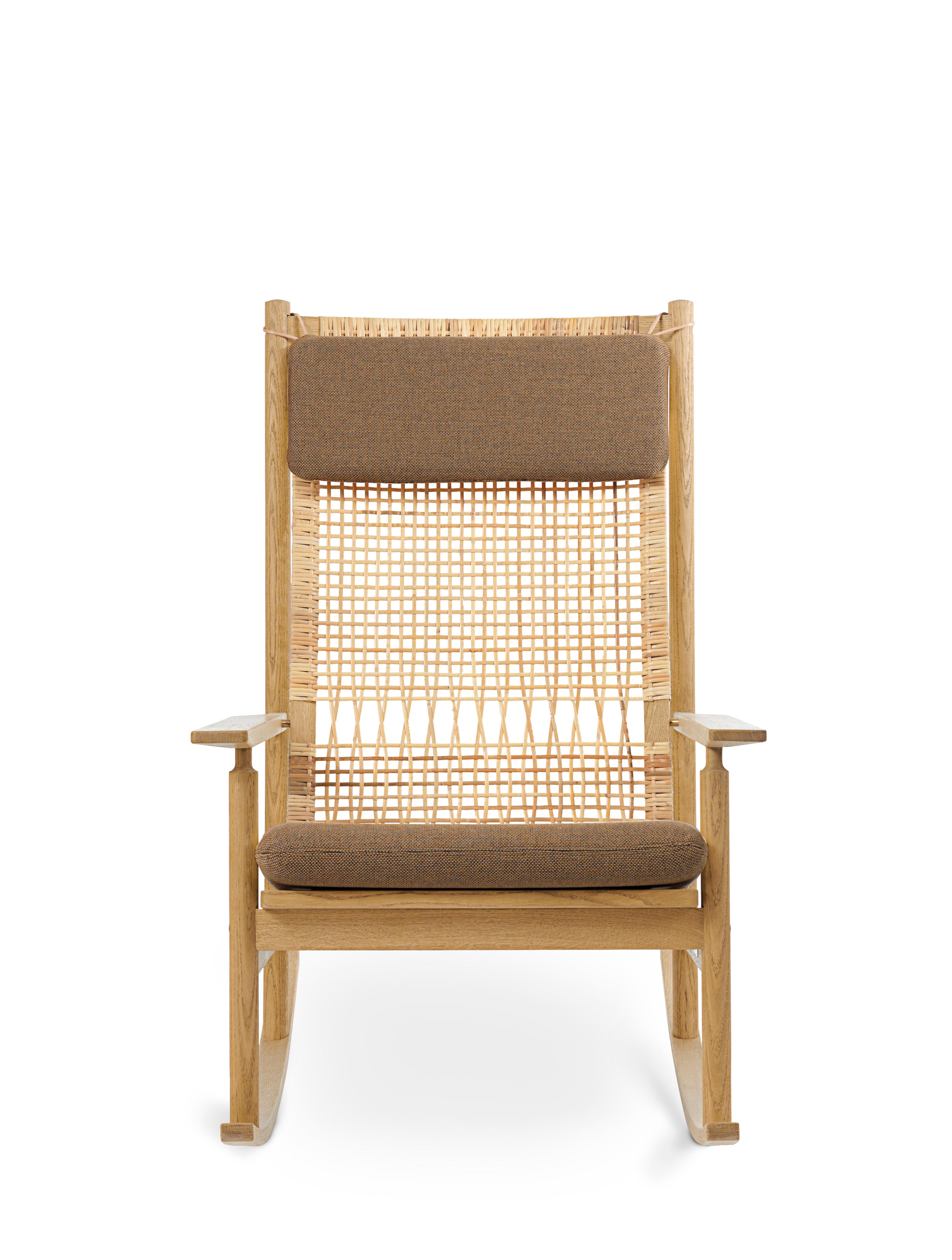 Brown (Rewool 358) Swing Rocking Chair in Oak, by Hans Olsen from Warm Nordic