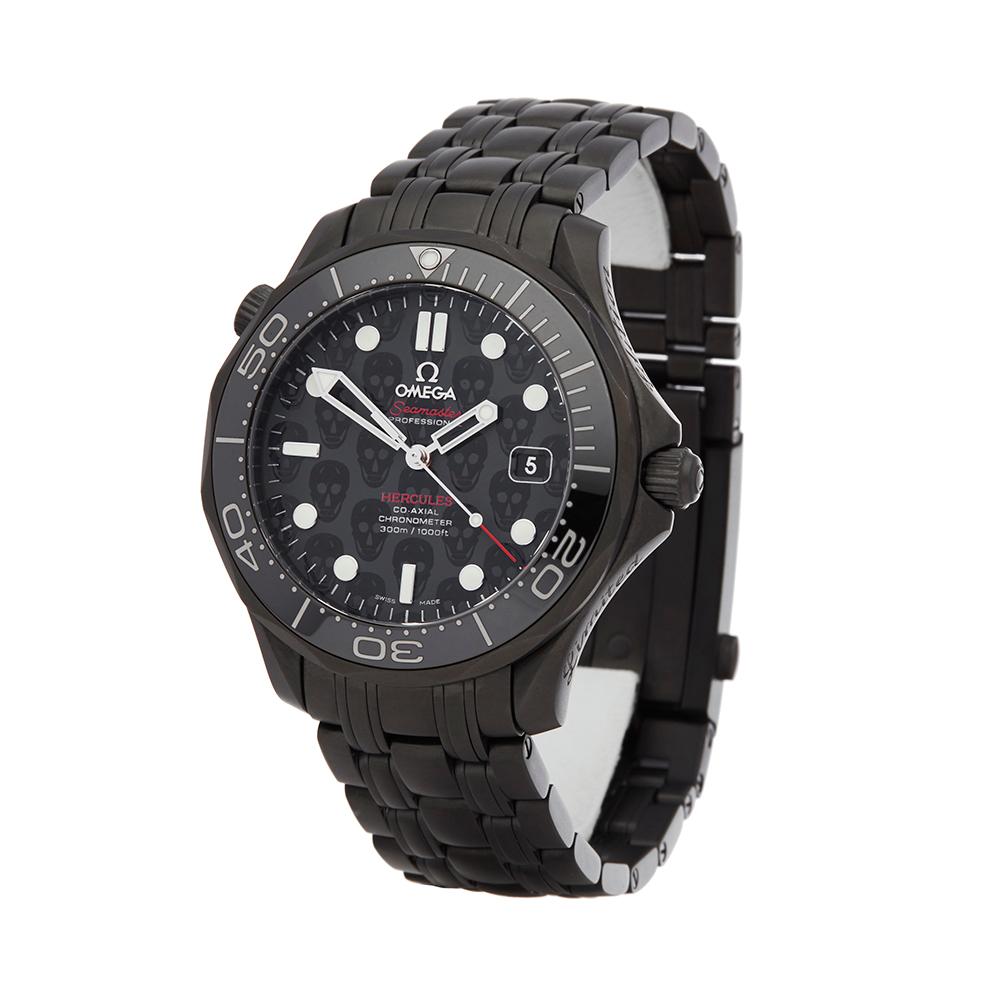 Contemporary 2016 Omega Seamaster Hercules Custom Phantom Other Wristwatch
 *
 *Complete with: Box, Manuals & Open Guarantee dated 2016
 *Case Size: 41mm
 *Strap: Black Dlc Coated Stainless Steel
 *Age: 2016
 *Strap length: Adjustable up to 20cm.