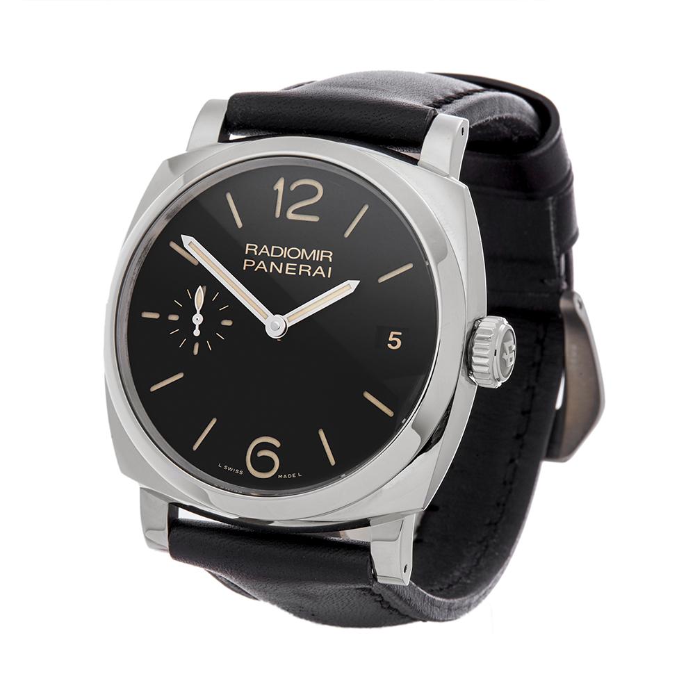 Contemporary 2013 Panerai Radiomir Stainless Steel PAM00514 Wristwatch
 *
 *Complete with: Box, Manuals & Guarantee dated 18th September 2013
 *Case Size: 47mm
 *Strap: Black Leather
 *Age: 2013
 *Strap length: Adjustable up to 20cm. Please note we