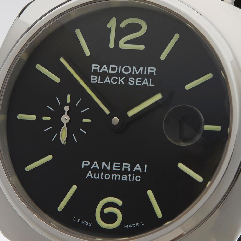 2009 Panerai Radiomir Black Seal Stainless Steel PAM00287 Wristwatch In Excellent Condition In Bishops Stortford, Hertfordshire