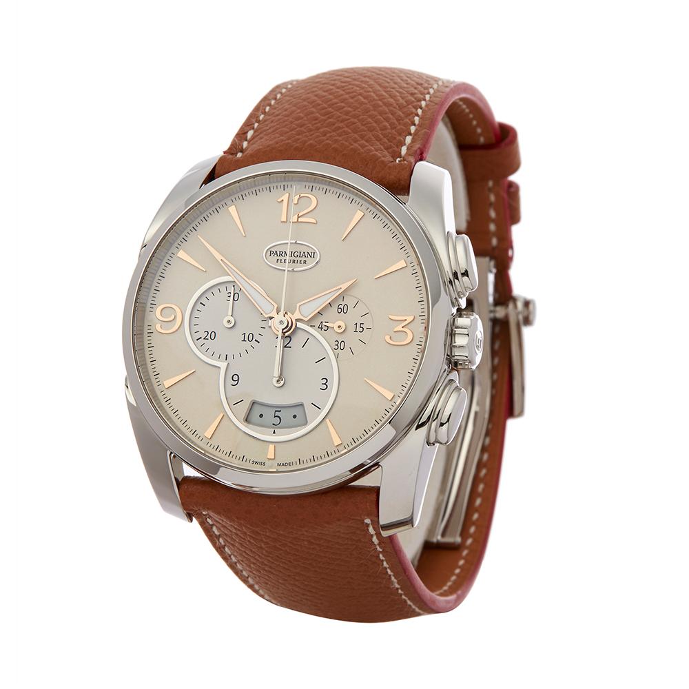 Contemporary 2017 Parmigiani Fleurier Tonda Métrographe Chronograph Stainless Steel
 *
 *Complete with: Box, Manuals & Guarantee dated 29th January 2017
 *Case Size: 40mm
 *Strap: Brown Leather
 *Age: 2017
 *Strap length: Adjustable up to 20cm.