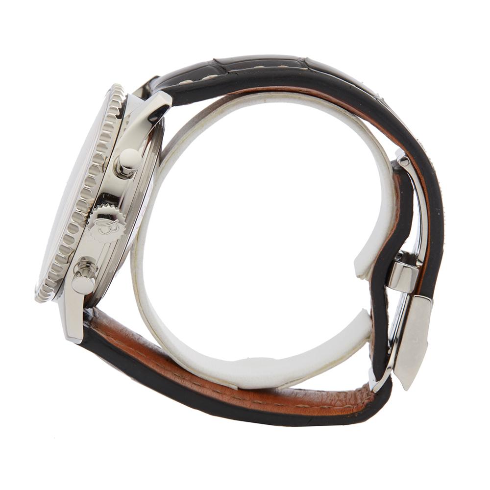 2014 Breitling Navitimer Chronograph Stainless Steel AB0120 Wristwatch im Zustand „Hervorragend“ in Bishops Stortford, Hertfordshire