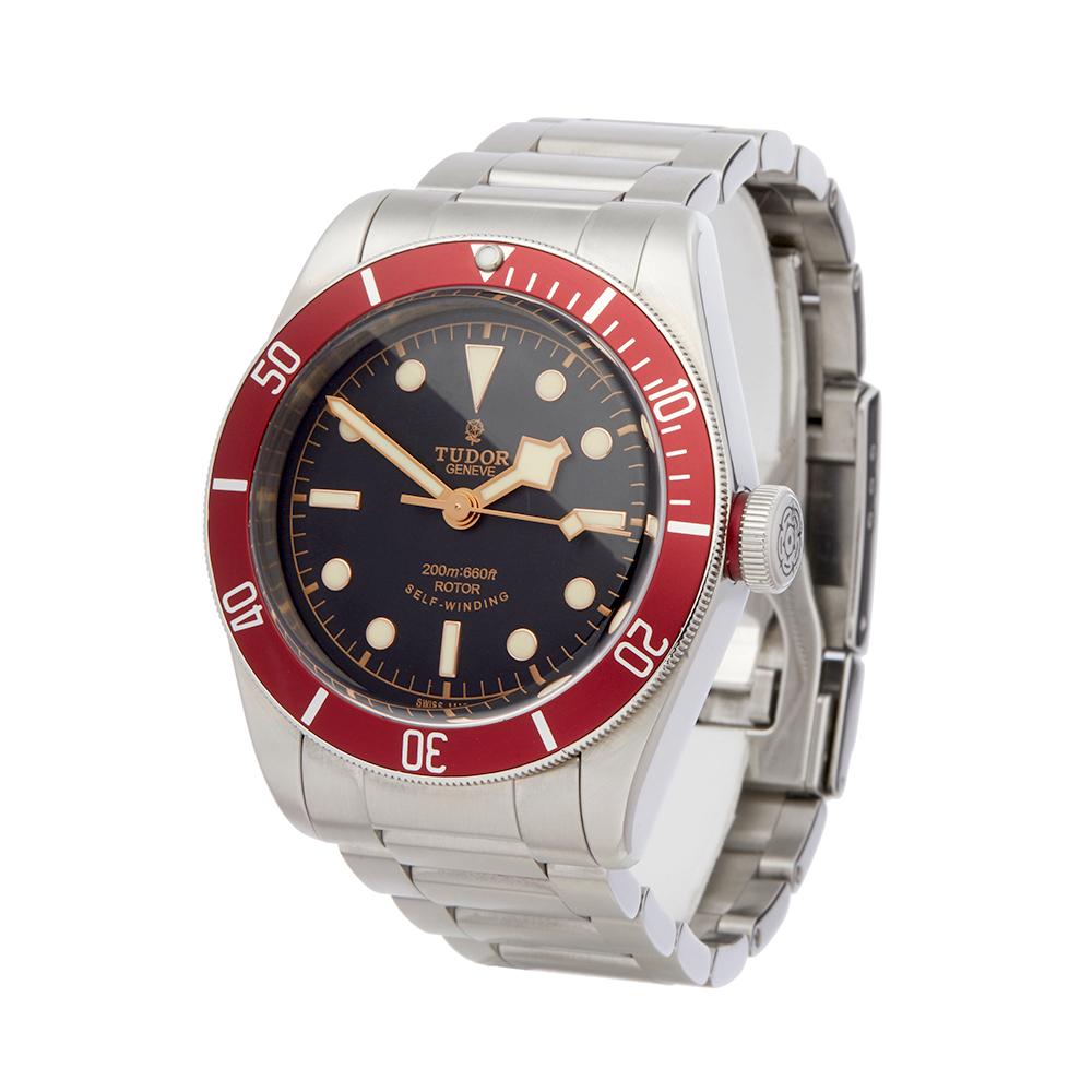 Contemporary 2013 Tudor Heritage Black Bay Stainless Steel 79220R Wristwatch
 *
 *Complete with: Box, Manuals & Guarantee dated 17th December 2013
 *Case Size: 41mm
 *Strap: Stainless Steel Oyster
 *Age: 2013
 *Strap length: Adjustable up to 20cm.