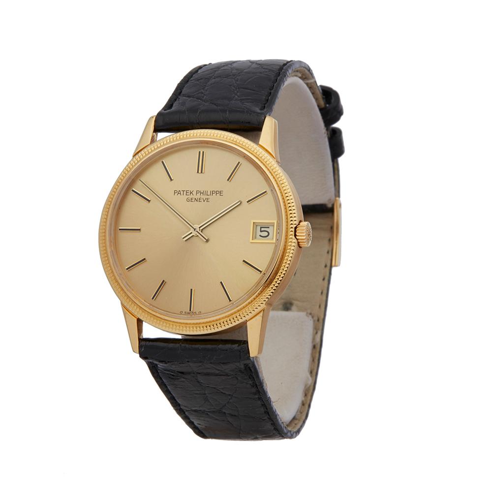 Contemporary 2000's Patek Philippe Calatrava Yellow Gold Wristwatch
 *
 *Complete with: Xupes Presentation Box & Extract from Archives dated 2000's
 *Case Size: 33mm
 *Strap: 18K White Gold
 *Age: 2000's
 *Strap length: Adjustable up to 20cm. Please