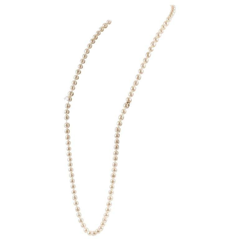 Chanel Baroque Pearl Vintage  Long Necklace