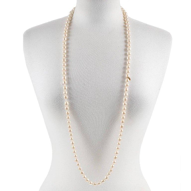 Chanel Baroque Pearl Vintage Long Necklace at 1stDibs chanel baroque
