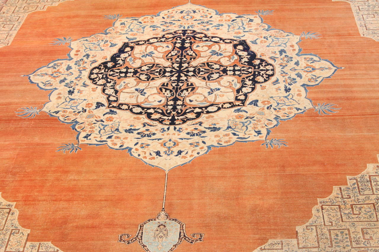 Antique Hadji Jallili Tabriz, 1880-1900 In Excellent Condition For Sale In Aspen, CO