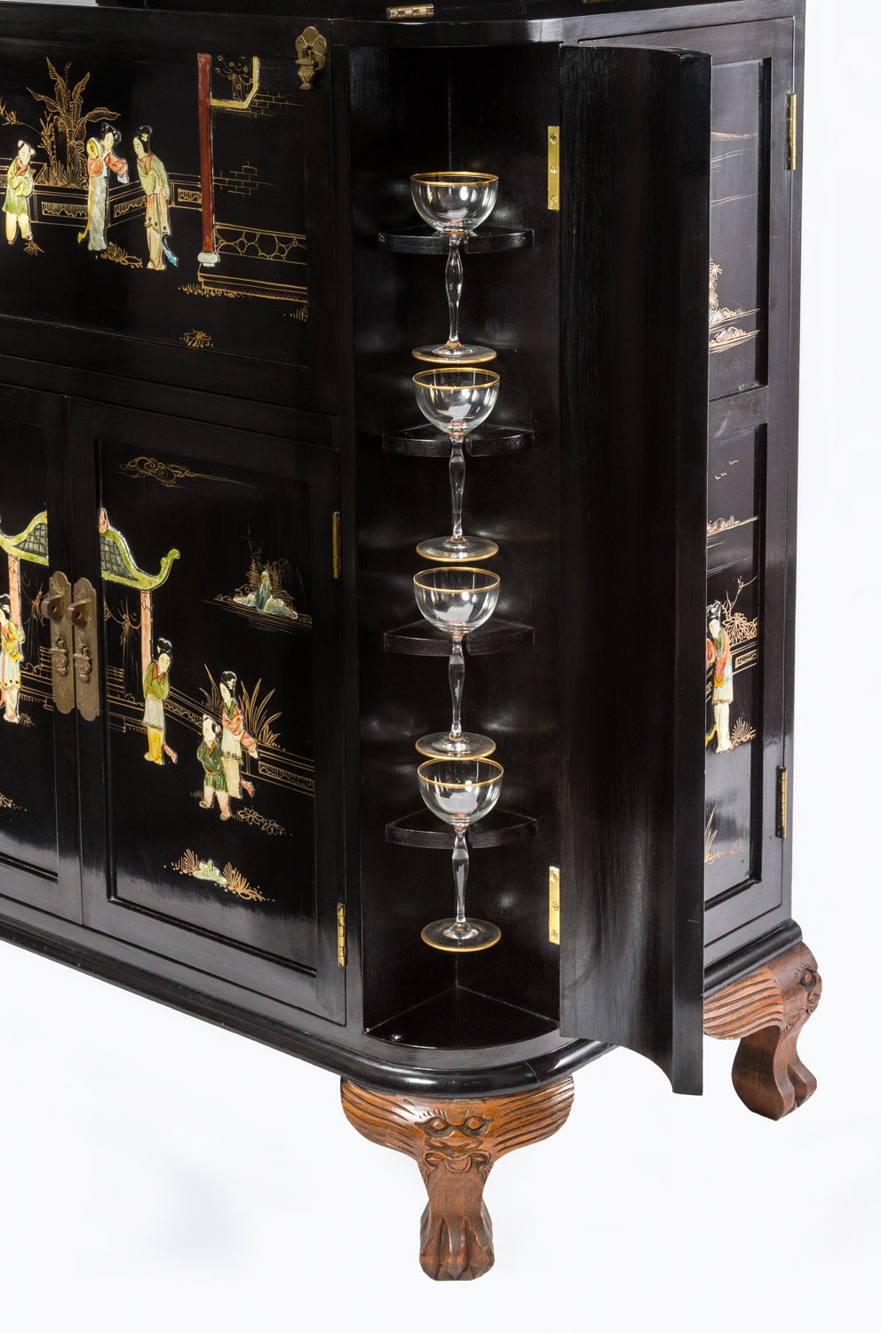Regency Black Lacquer Chinoiserie Claw Foot Drinking Cabinet For Sale 1