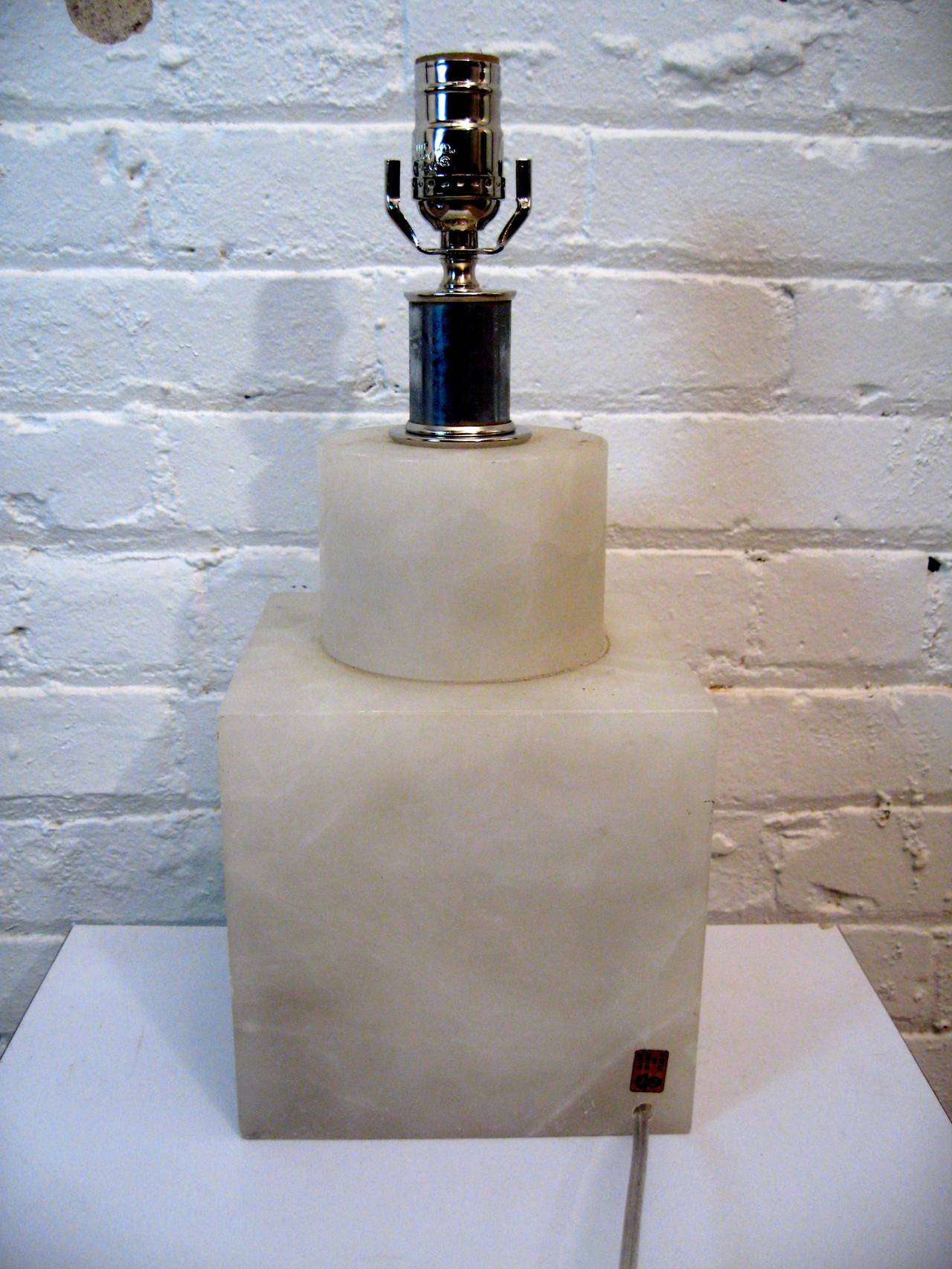 SG Italian Alabaster Lamp 1