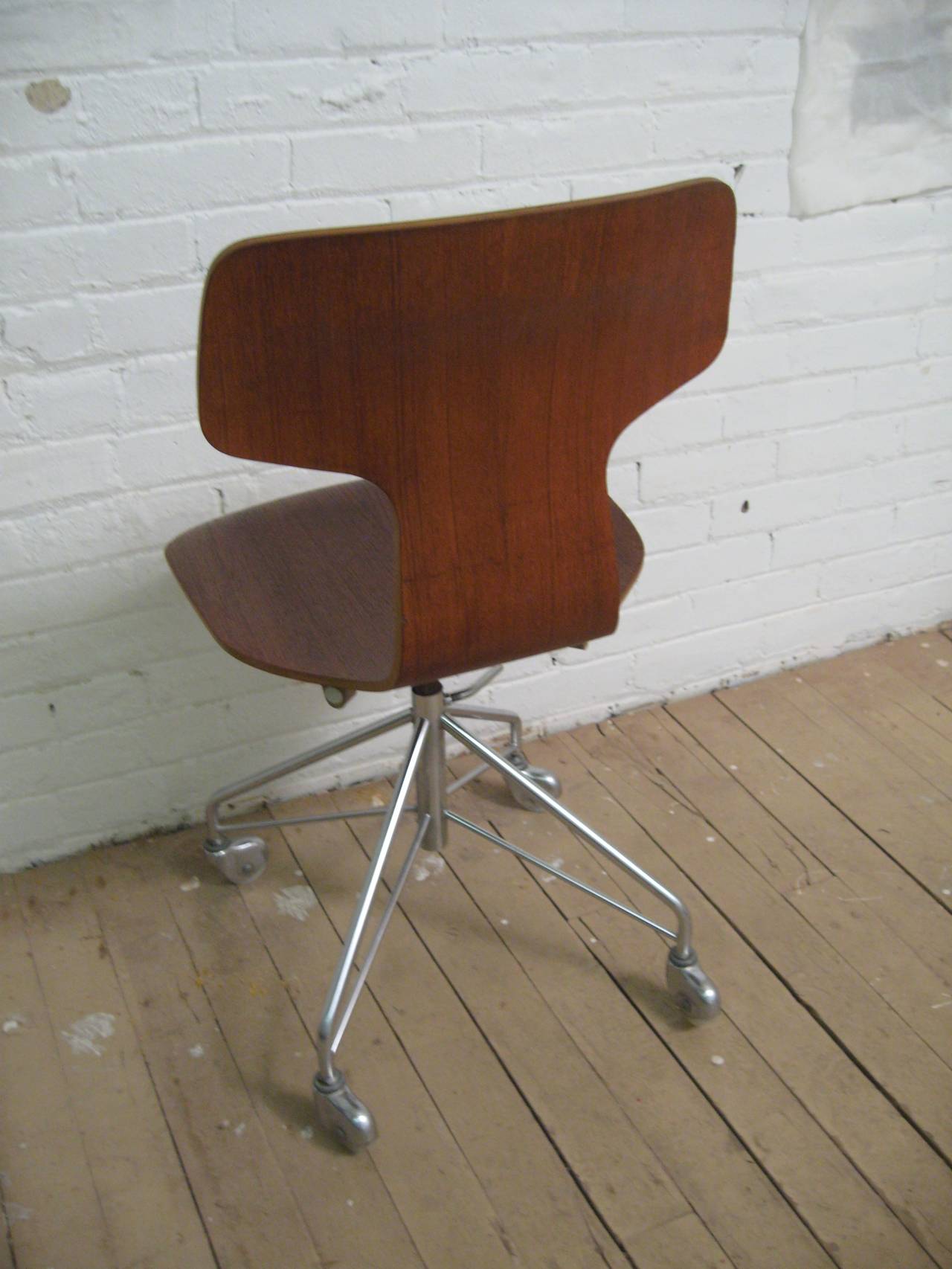 Mid-20th Century Arne Jacobsen for Fritz Hansen Teak Desk Chair Model 3103