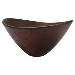 Diminutive Mid-Century Turned Wood Bowl in the Manner of Finn Juhl 1