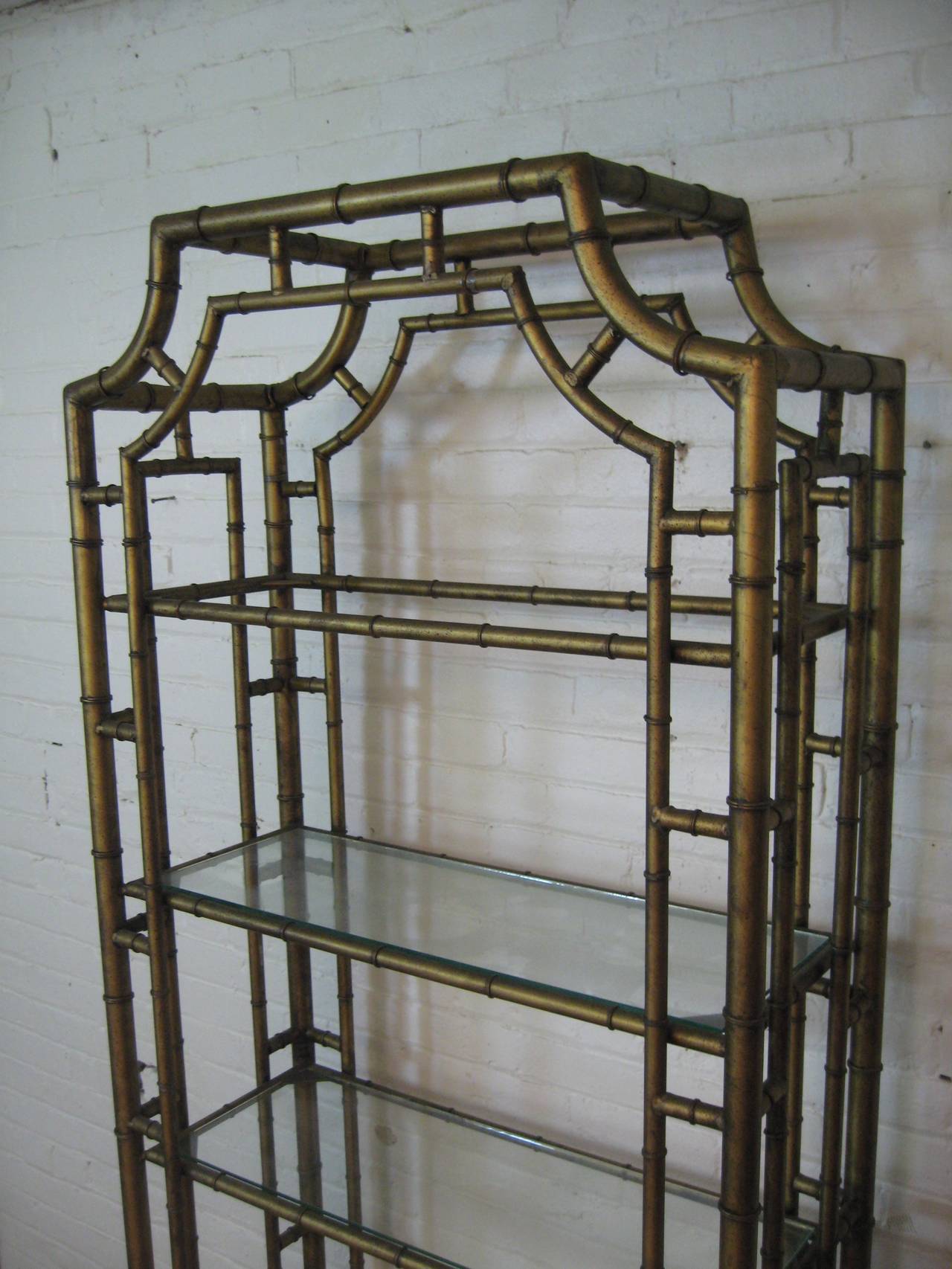 Chinese Chippendale Style Faux Bamboo Etagere In Good Condition In Garnerville, NY