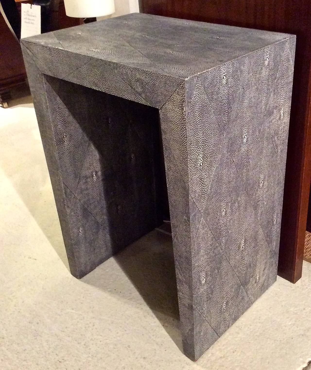 Beautiful vintage side table fully sheathed in shagreen. Beautiful steel grey skins masterfully designed in a diamond pattern, with a great subtle sheen.