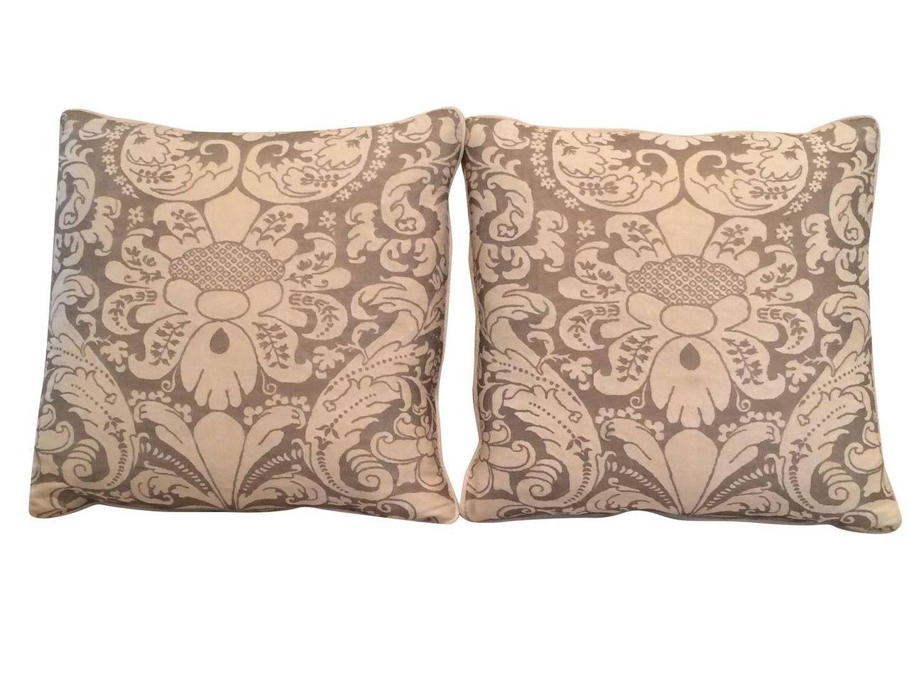 Vintage Fortuny Pillows, Caravaggio Pattern In Excellent Condition In Stamford, CT