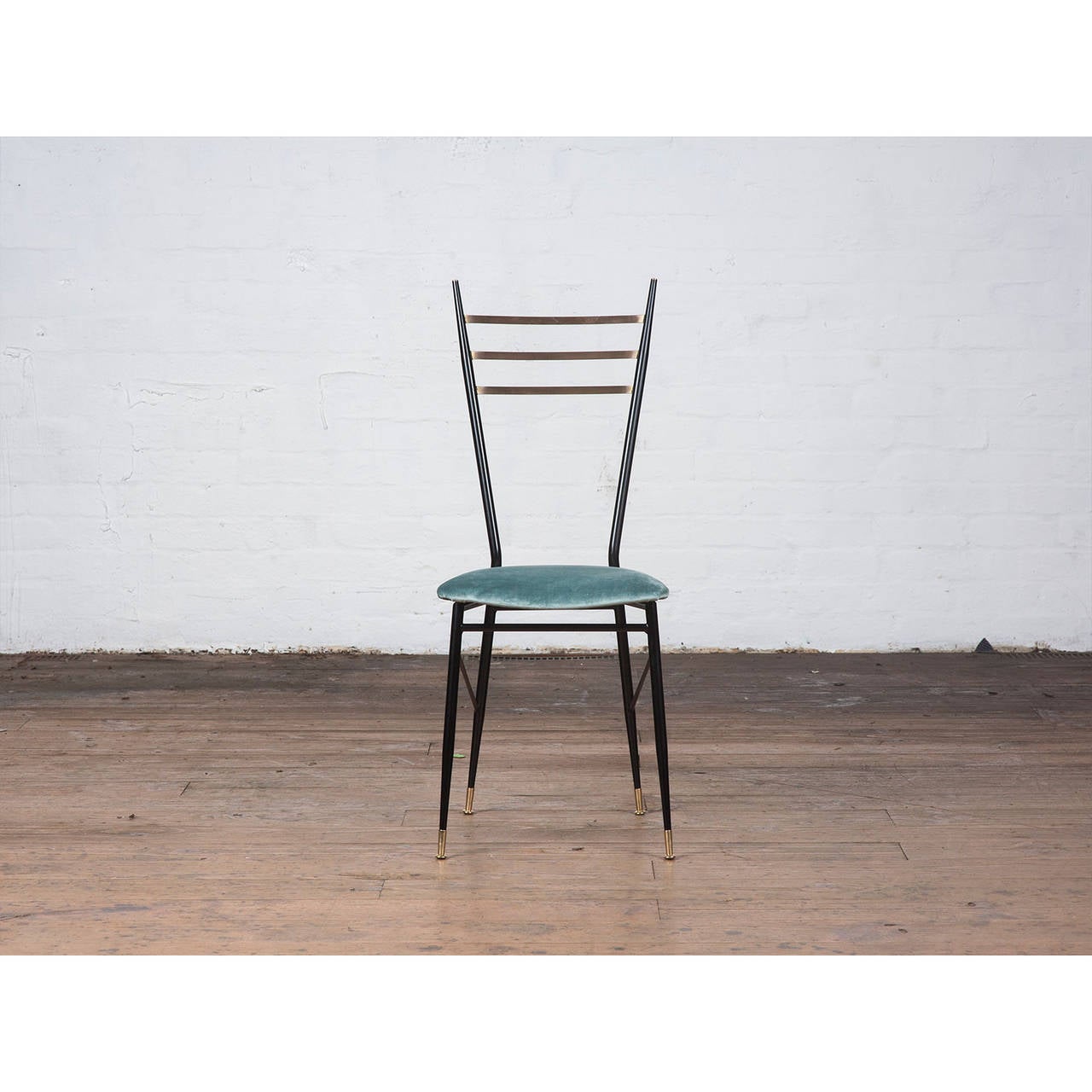 Set of Four Mid-Century Italian Dining Chairs in the Style of Gio Ponti