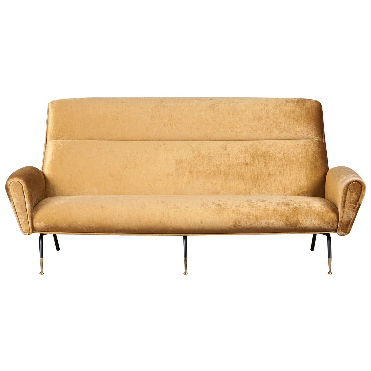 Mid-Century Italian Gold Velvet Three-Seat Sofa in the Style of Gio Ponti For Sale