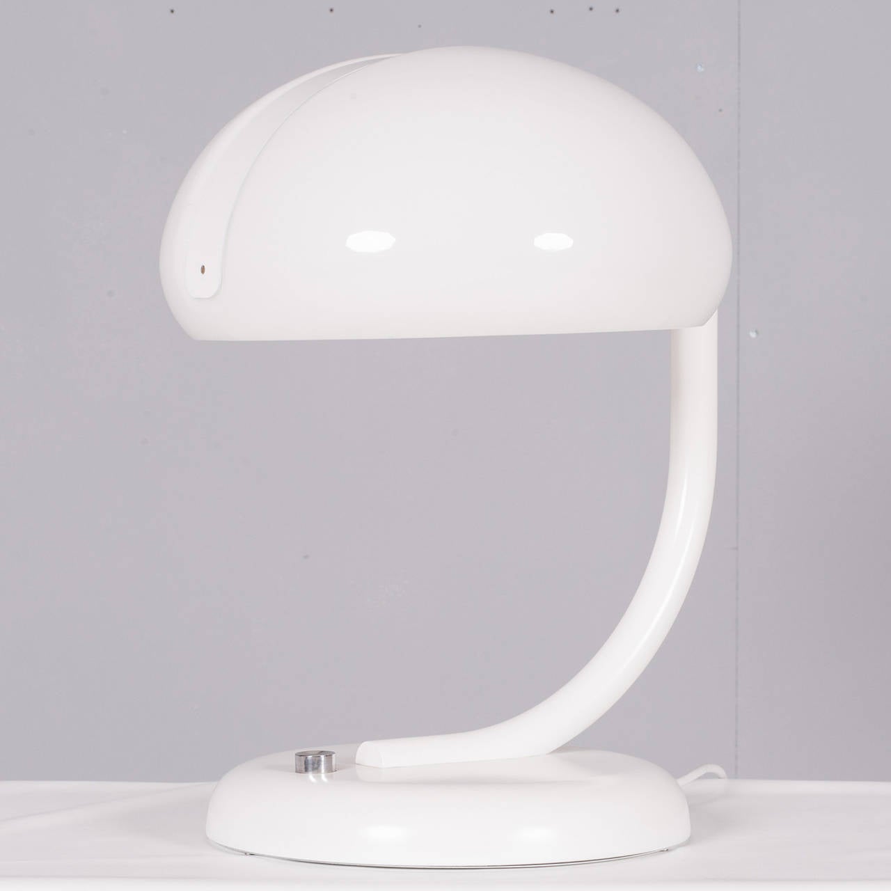 Pair of Italian White Desk Lamps by Stilnovo, 1970s