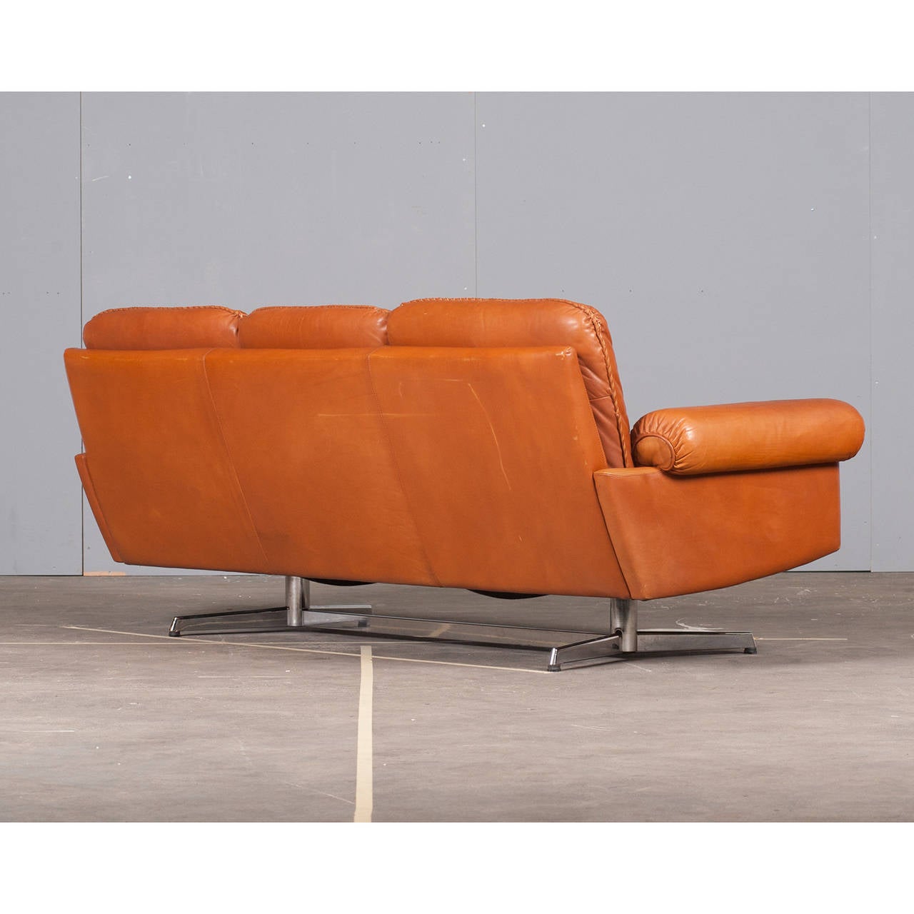 Swiss Three-Seater Sofa in Caramel Leather with Steel Base by De Sede, 1960s For Sale 2
