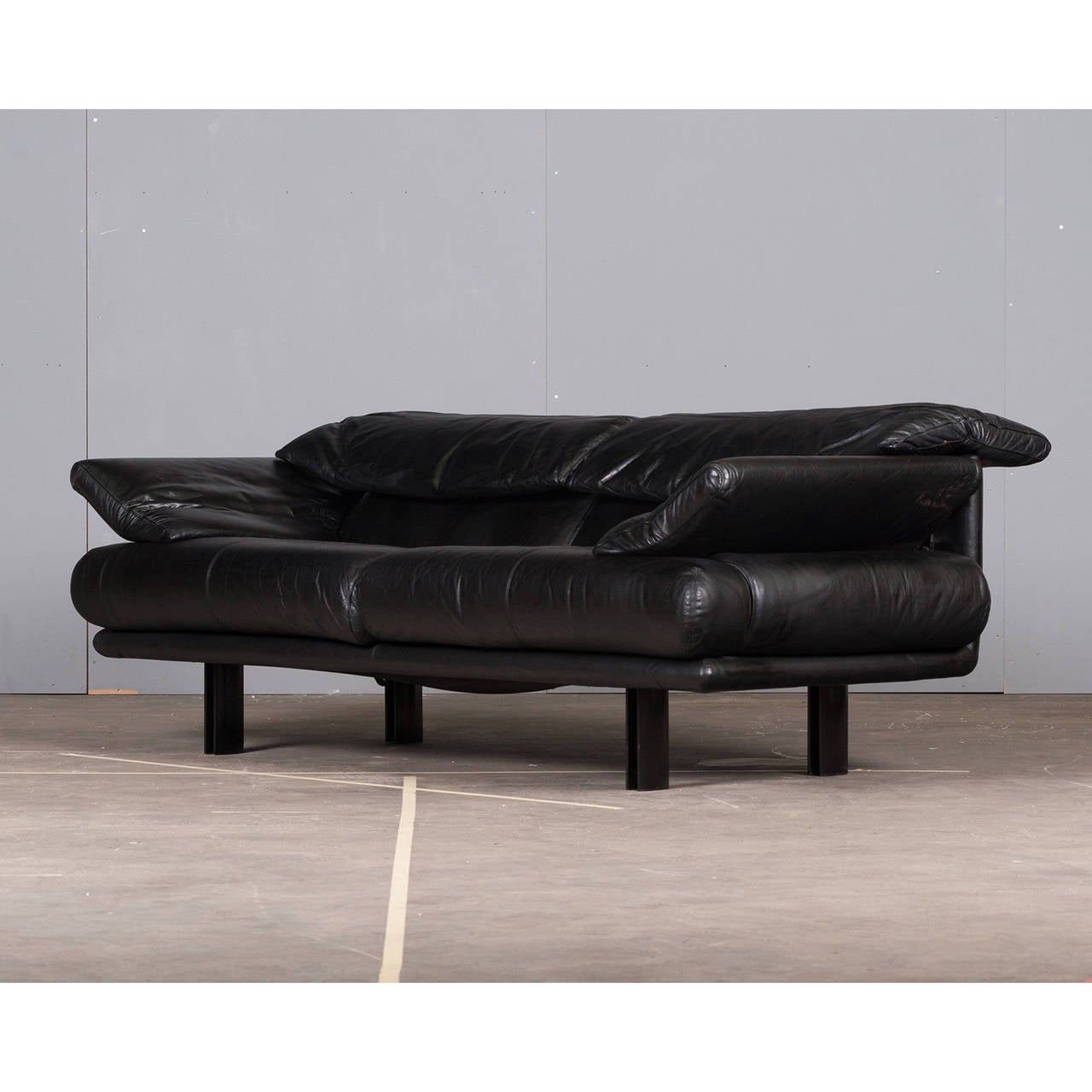 Mid-Century Modern Italian Paolo Piva 'Alanda' Sofa in Black Leather for B&B ITALIA, 1980s