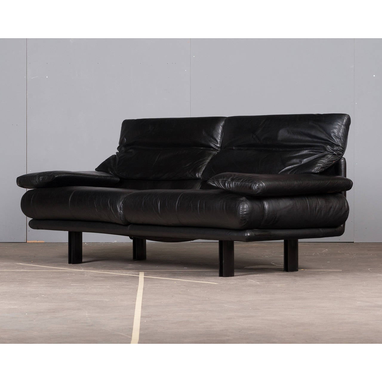 Enameled Italian Paolo Piva 'Alanda' Sofa in Black Leather for B&B ITALIA, 1980s