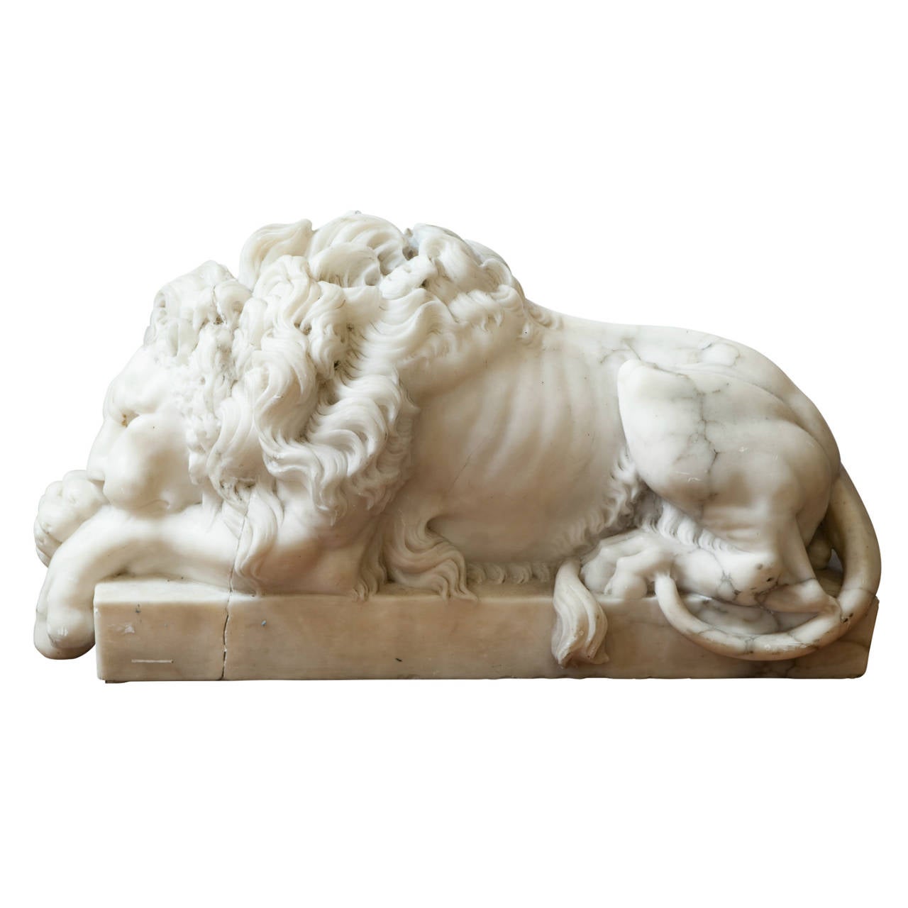 Italian 19th Century Pair of Hand Carved Carrara Marble Lions